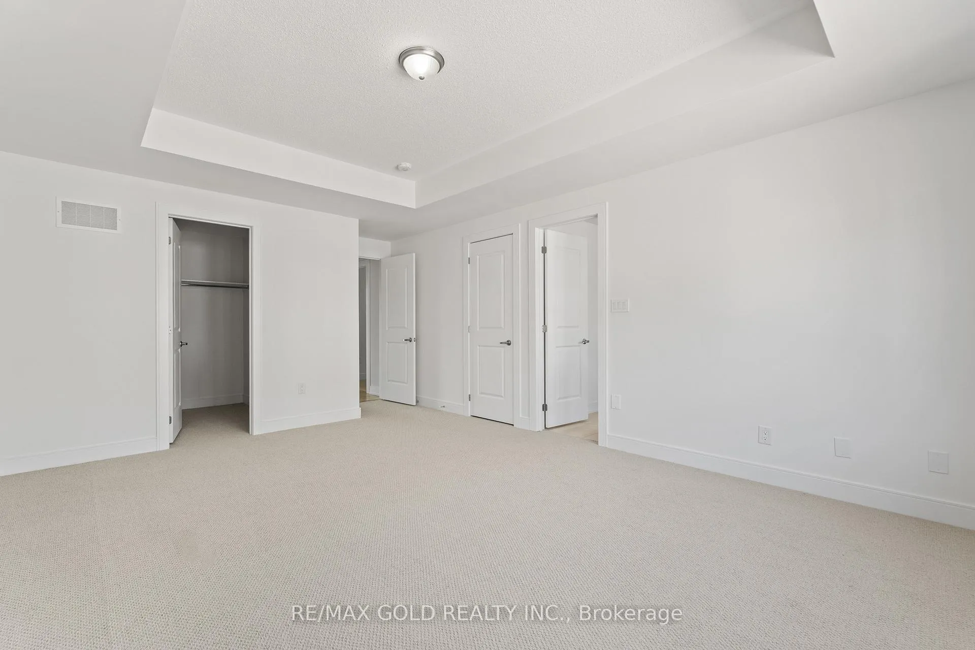 Photo 19 of 31 Stanley Leitch Drive, Kitchener, Mill Courtland Woodside Park — HOMEH