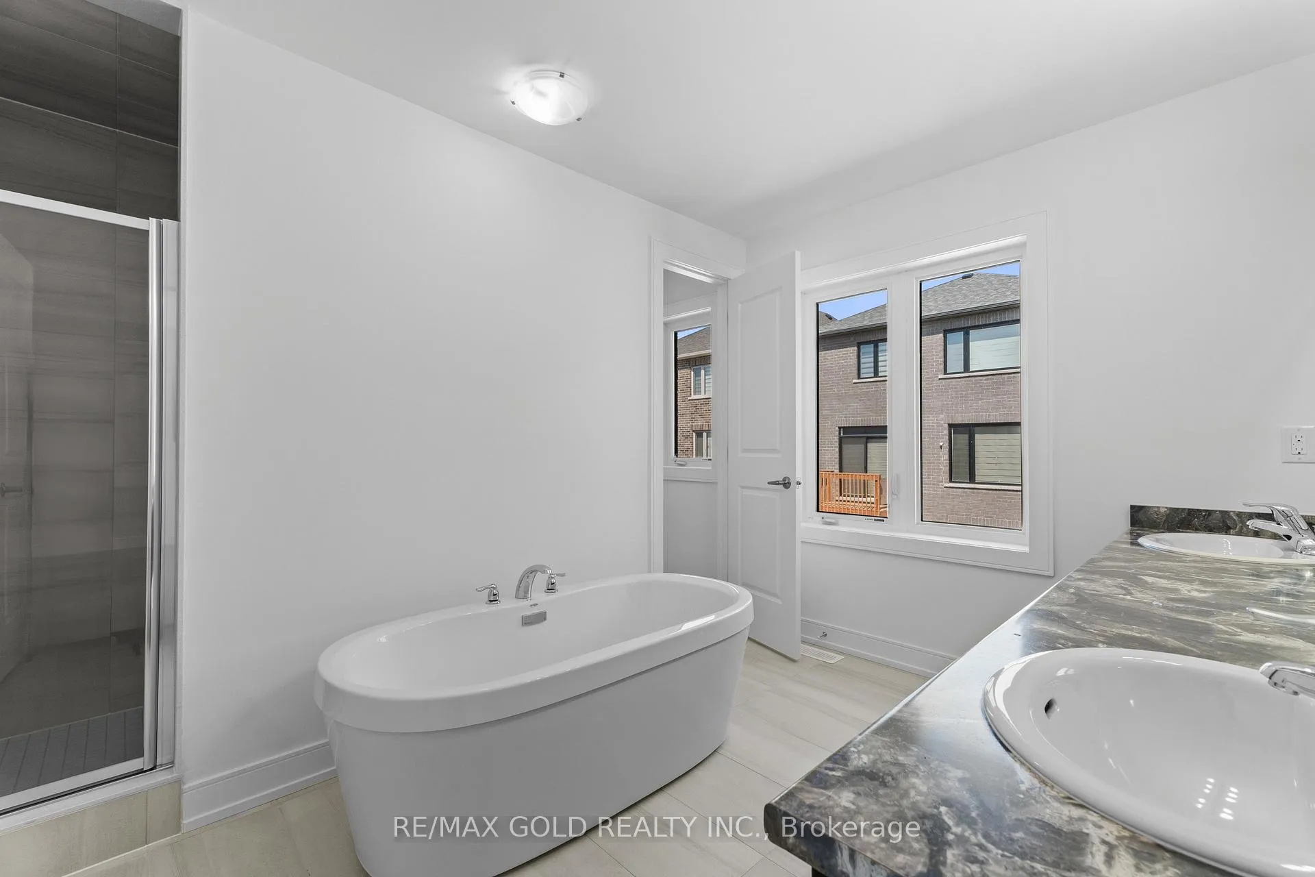 Photo 20 of 31 Stanley Leitch Drive, Kitchener, Mill Courtland Woodside Park — HOMEH