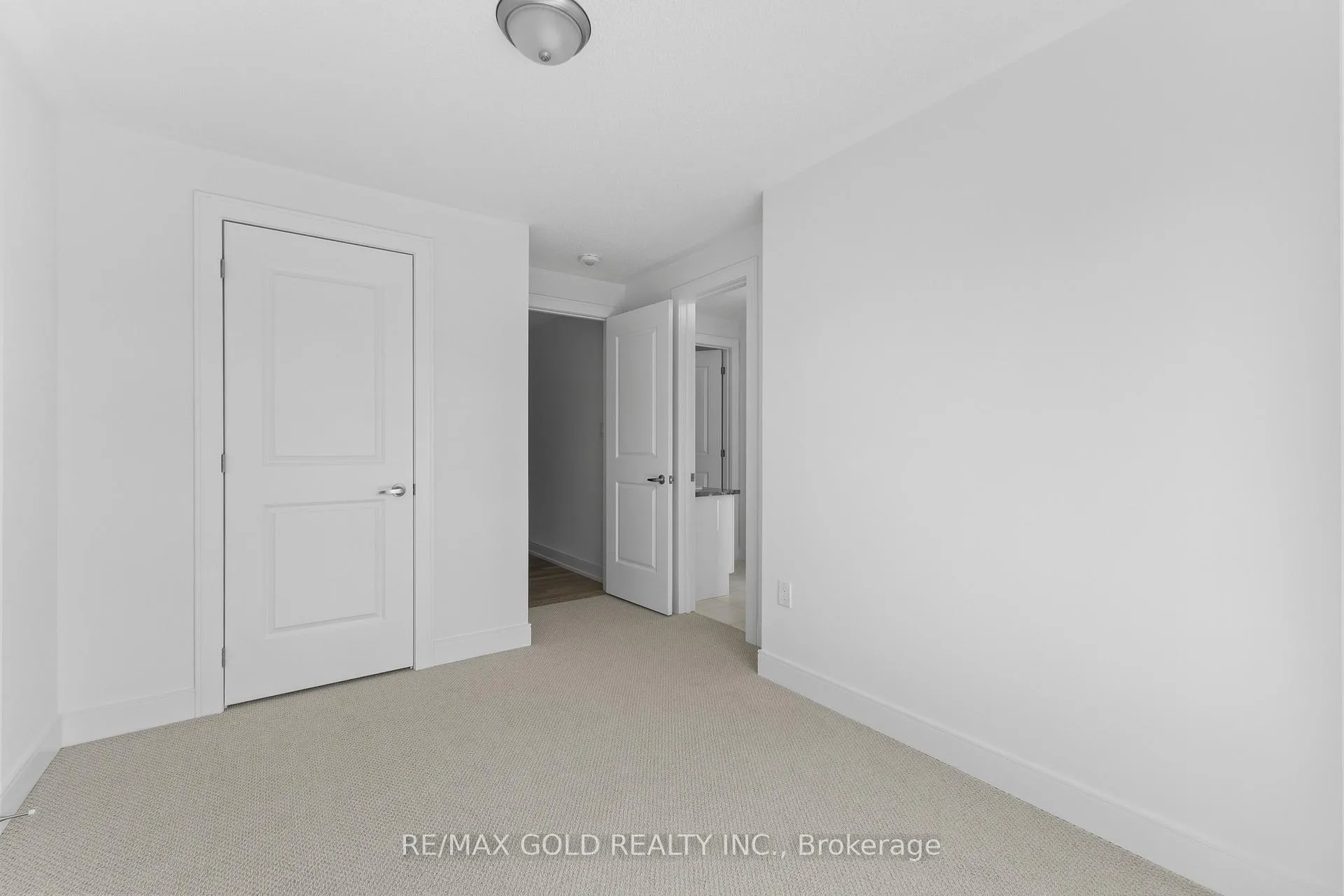 Photo 26 of 31 Stanley Leitch Drive, Kitchener, Mill Courtland Woodside Park — HOMEH
