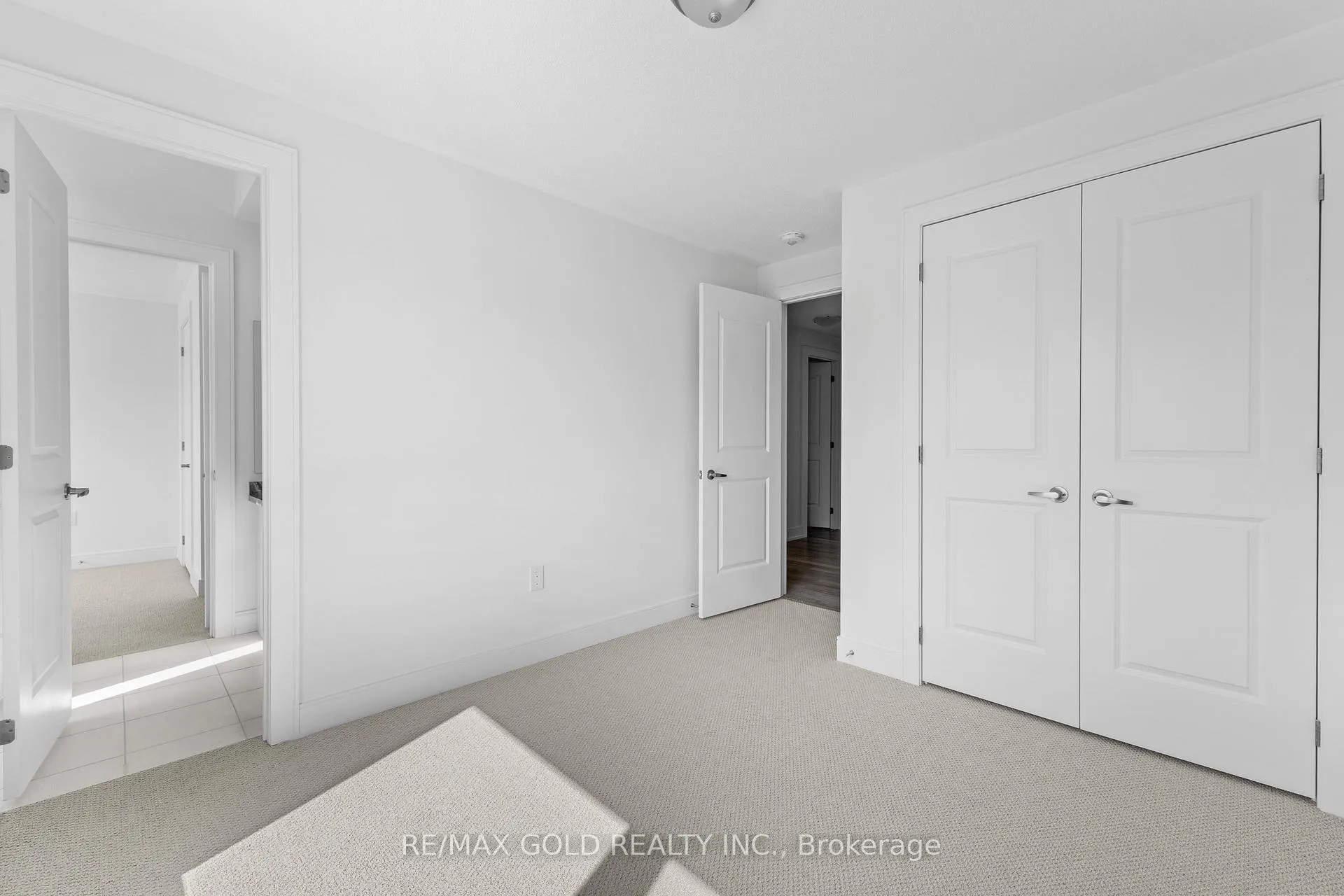 Photo 31 of 31 Stanley Leitch Drive, Kitchener, Mill Courtland Woodside Park — HOMEH