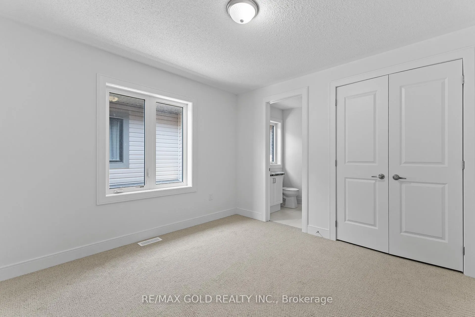 Photo 33 of 31 Stanley Leitch Drive, Kitchener, Mill Courtland Woodside Park — HOMEH