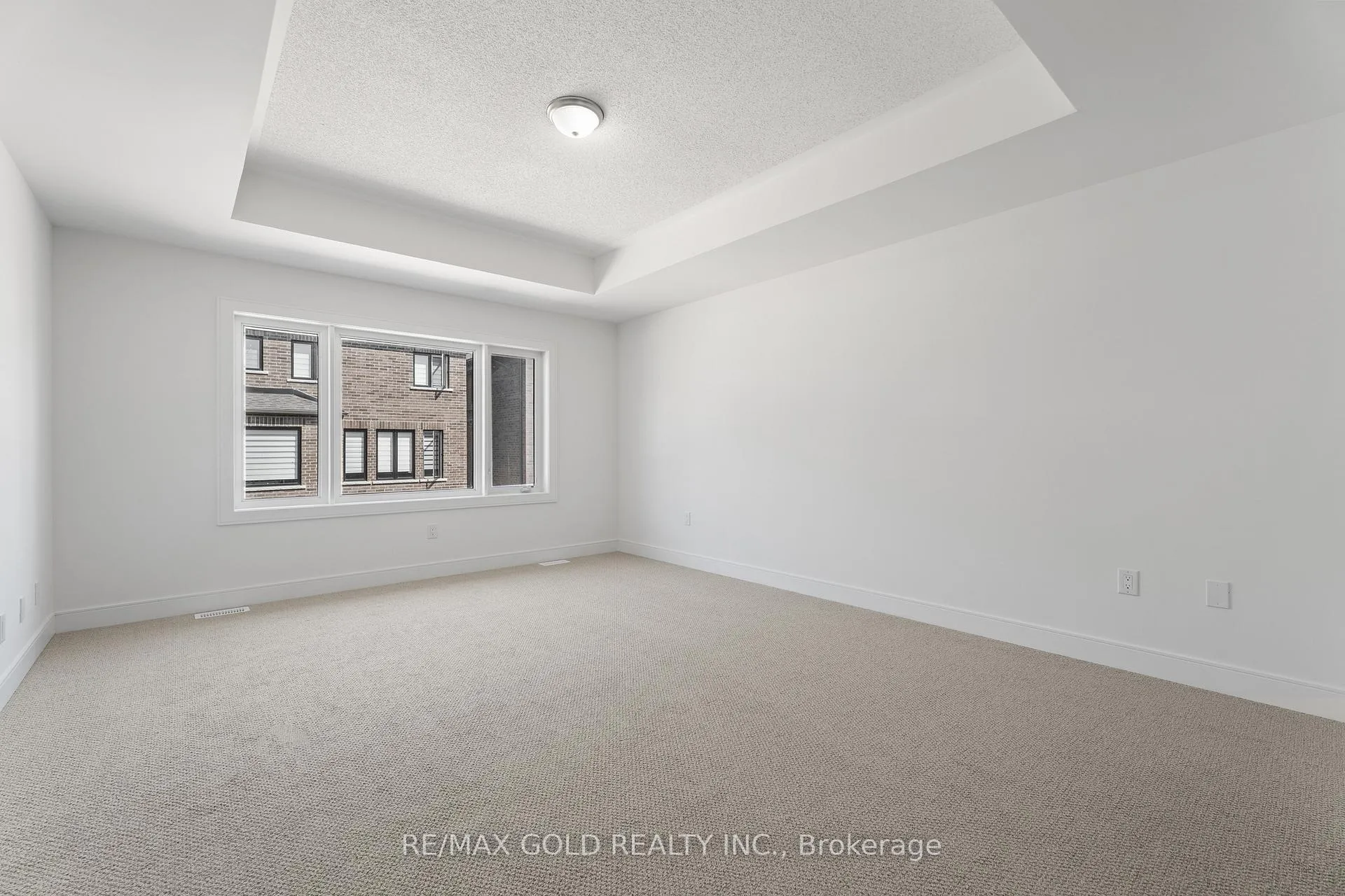 Photo 37 of 31 Stanley Leitch Drive, Kitchener, Mill Courtland Woodside Park — HOMEH