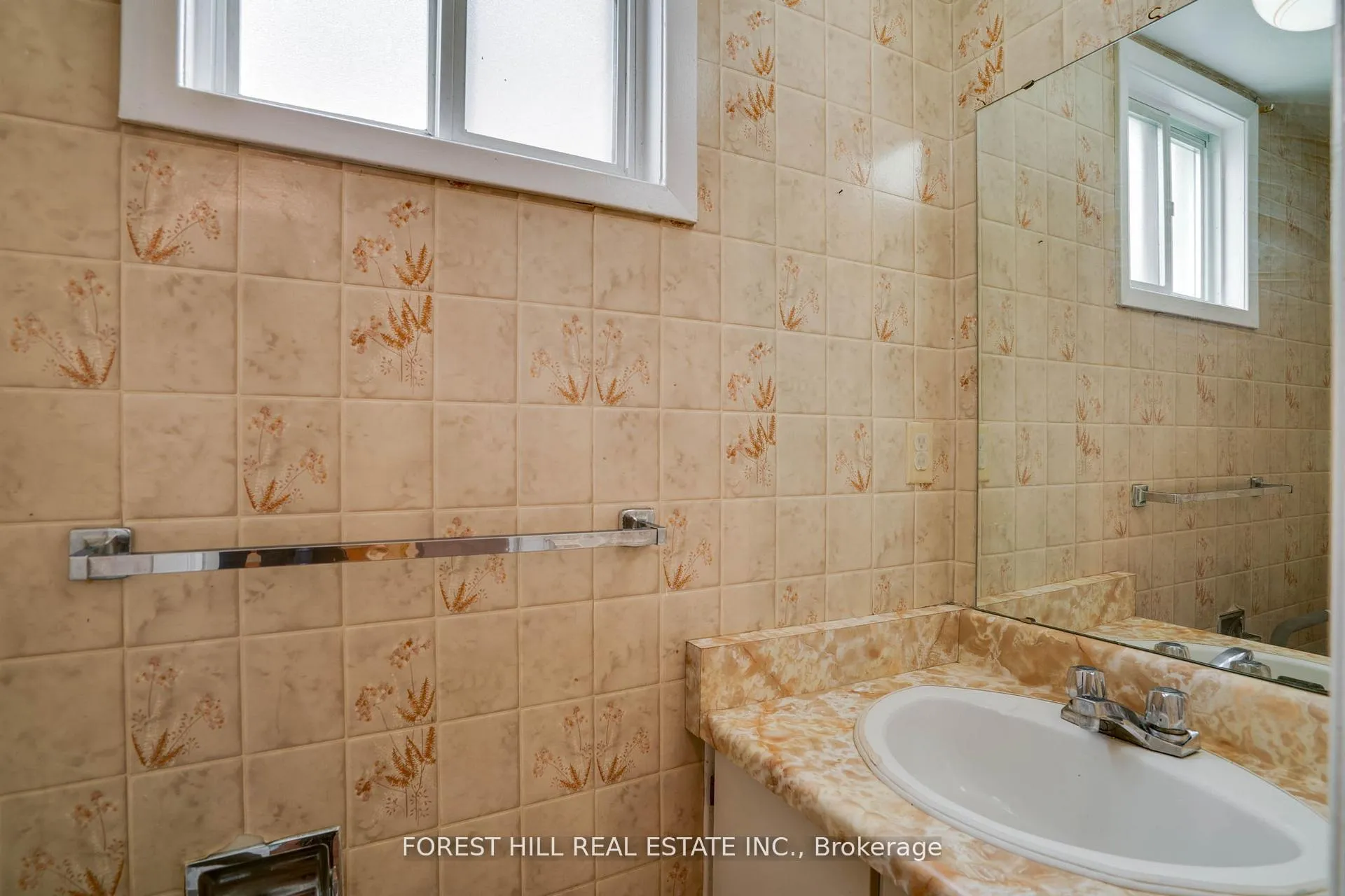 Photo 17 of 82 Hord Crescent, Vaughan, Lakeview Estates — HOMEH