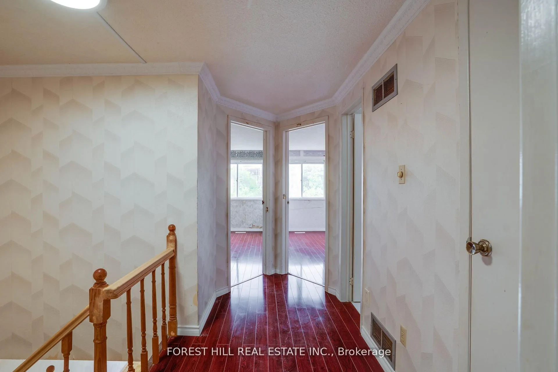 Photo 22 of 82 Hord Crescent, Vaughan, Lakeview Estates — HOMEH