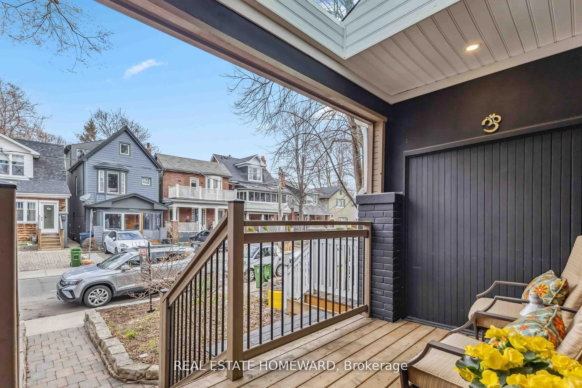 Photo 3 of 7 Norway Avenue, Toronto, The Beaches — HOMEH