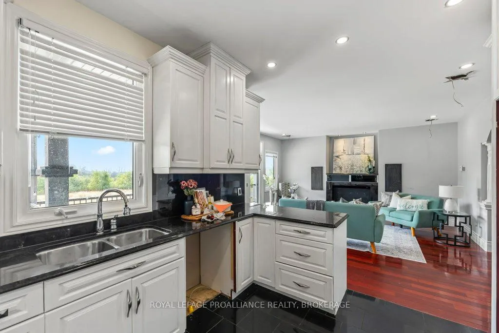 Photo 11 of 1058 Lucas Road, Loyalist, Lennox and Addington - South — HOMEH