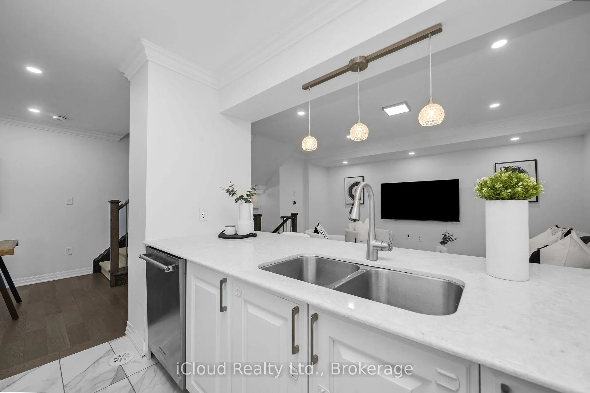 Photo 12 of Unit 142, 1000 Asleton Boulevard, Milton, Willmott — HOMEH
