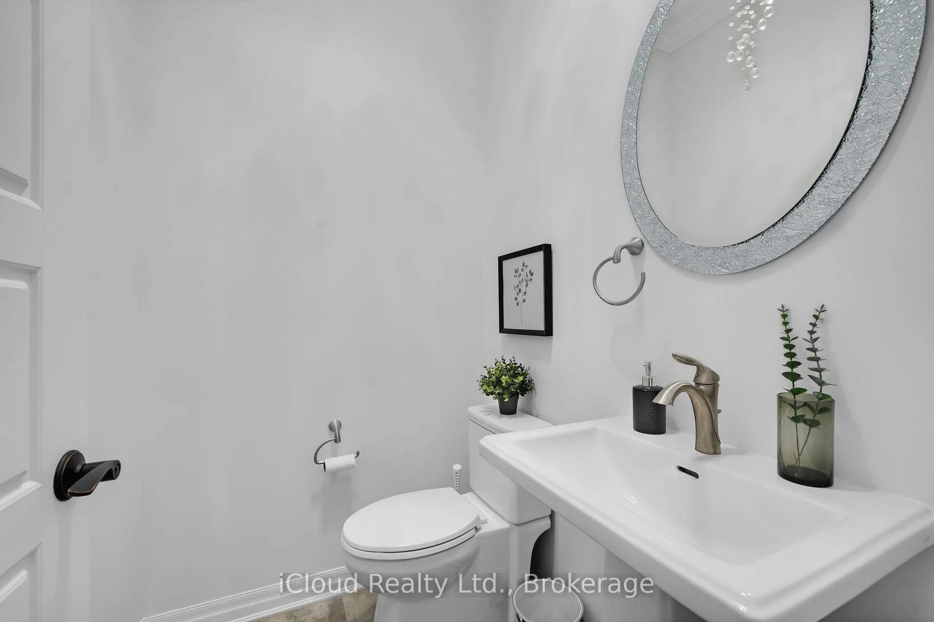 Photo 16 of Unit 142, 1000 Asleton Boulevard, Milton, Willmott — HOMEH