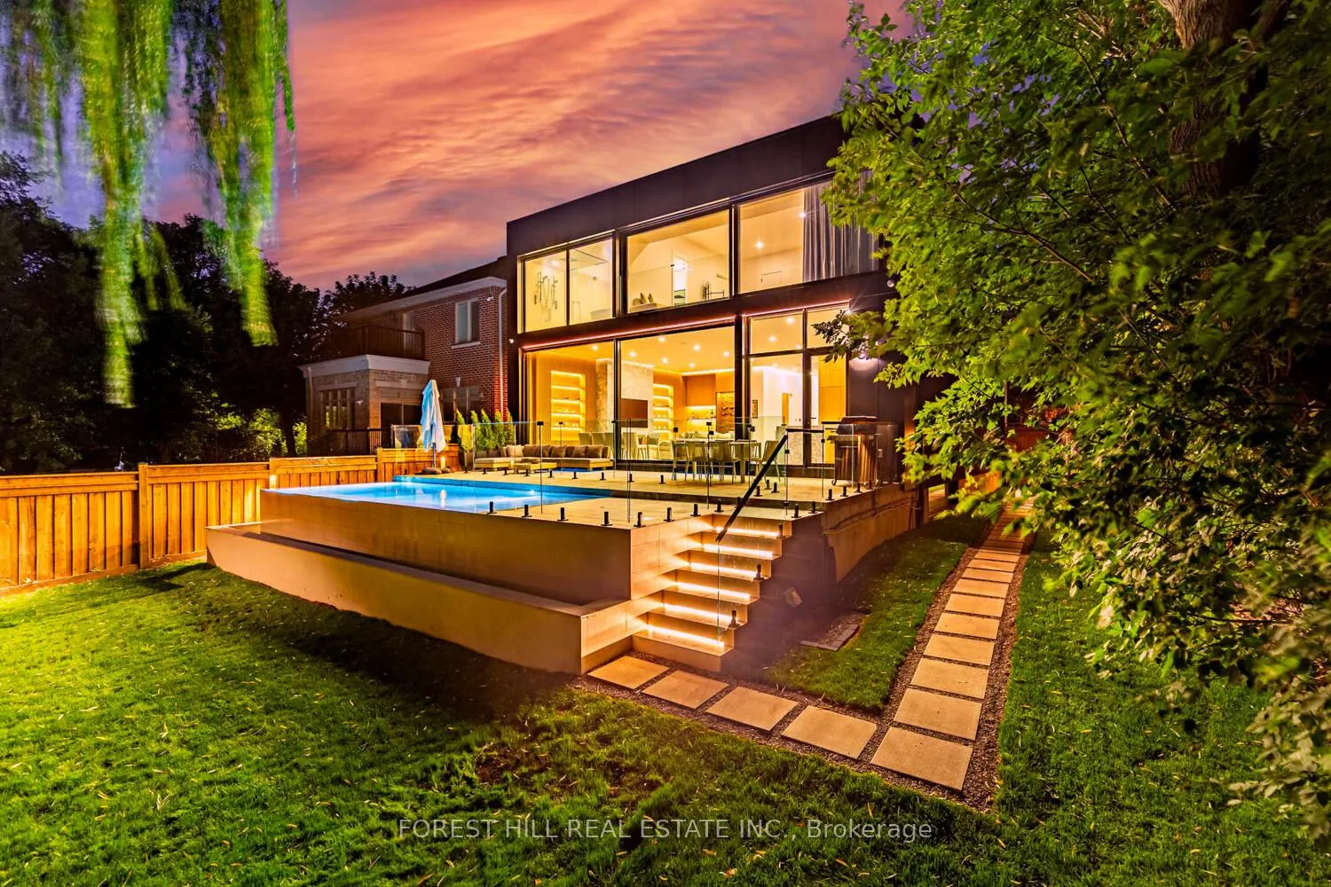 Photo 2 of 22 Khedive Avenue, Toronto, Englemount-Lawrence — HOMEH