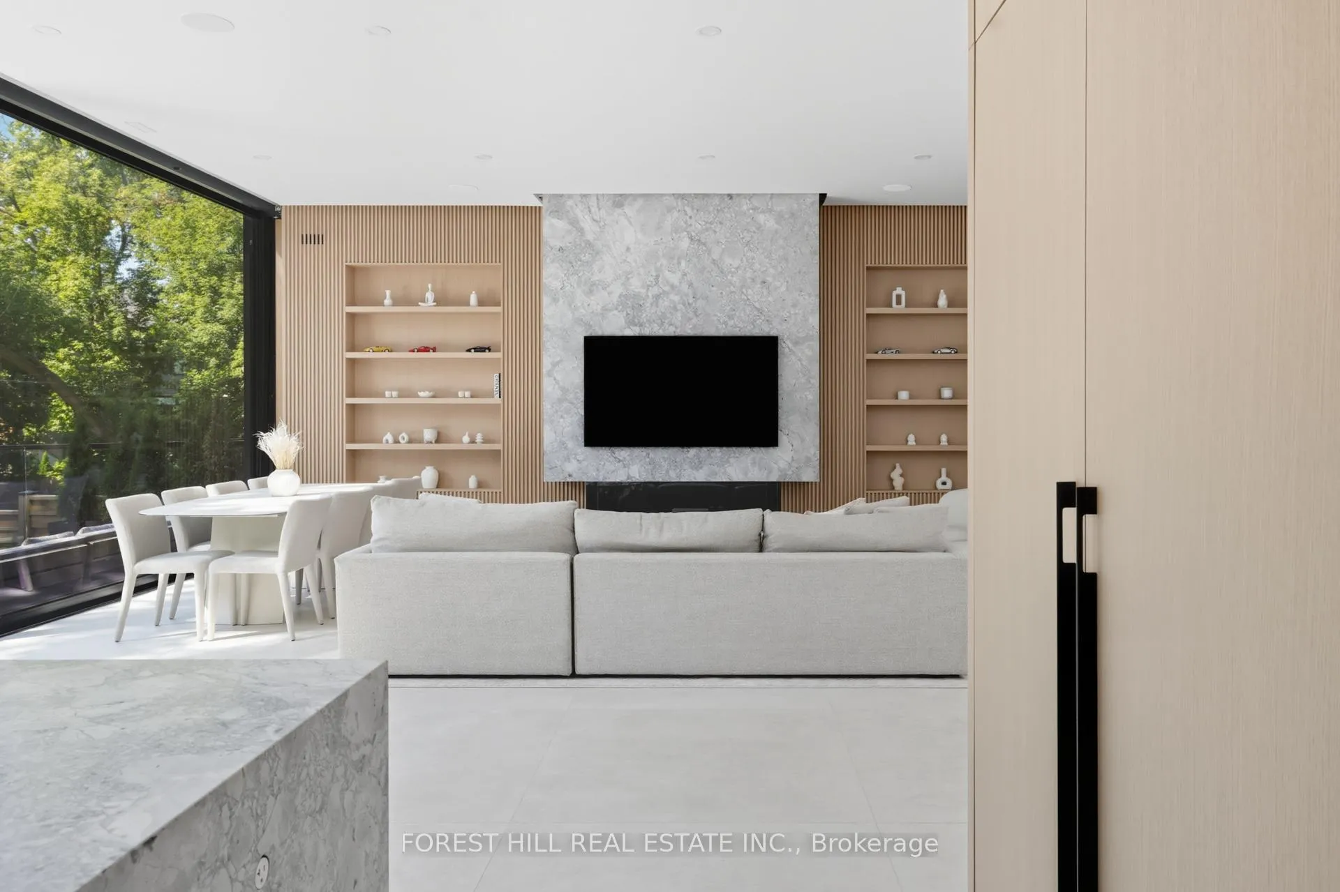 Photo 16 of 22 Khedive Avenue, Toronto, Englemount-Lawrence — HOMEH