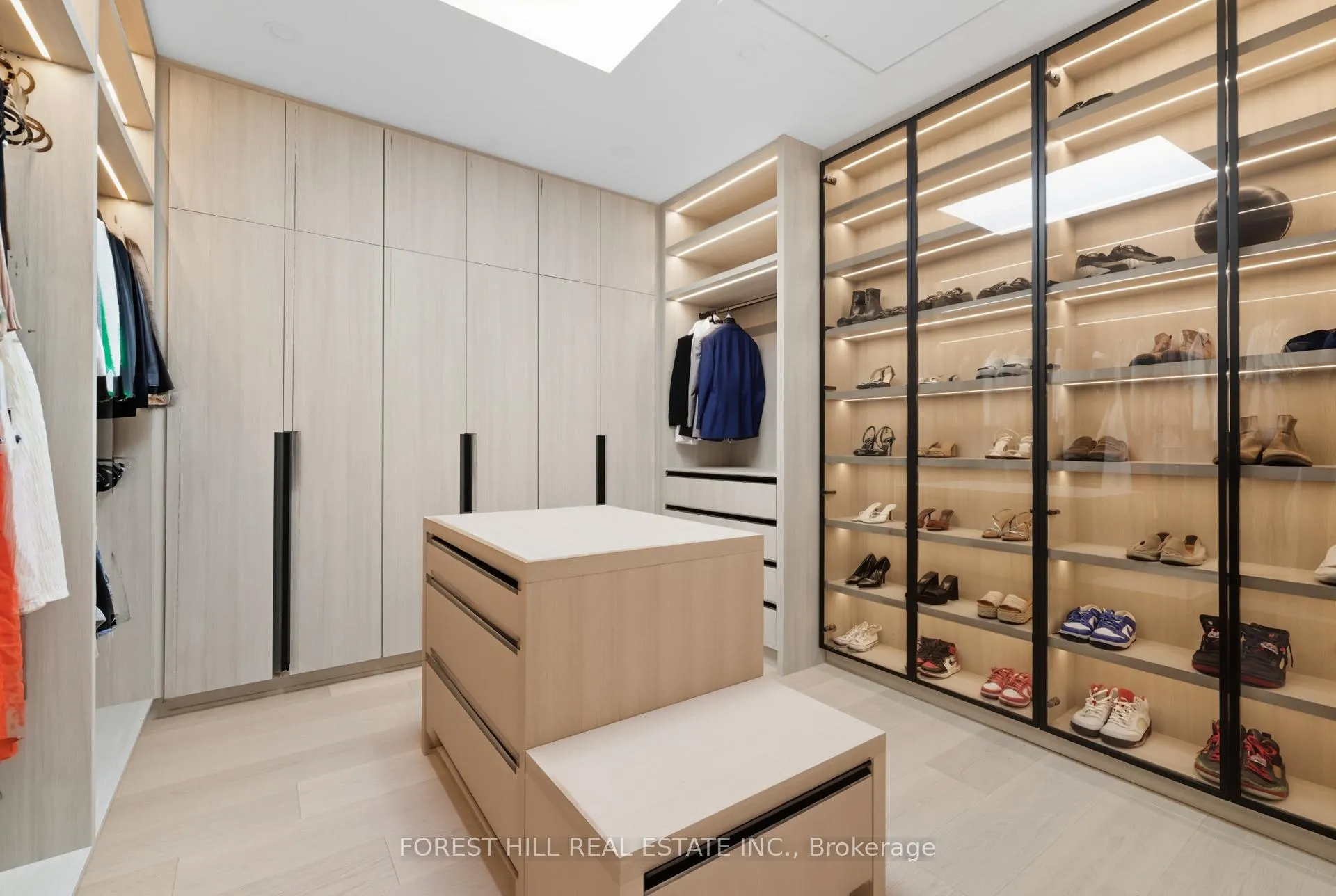 Photo 28 of 22 Khedive Avenue, Toronto, Englemount-Lawrence — HOMEH