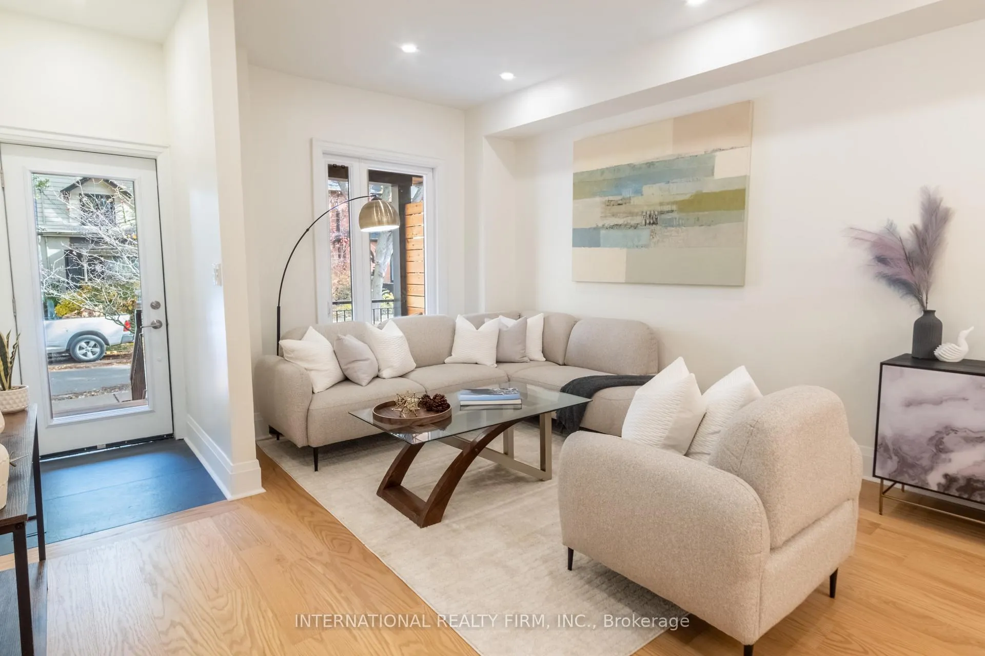 Photo 5 of 46 Morse Street, Toronto, South Riverdale — HOMEH
