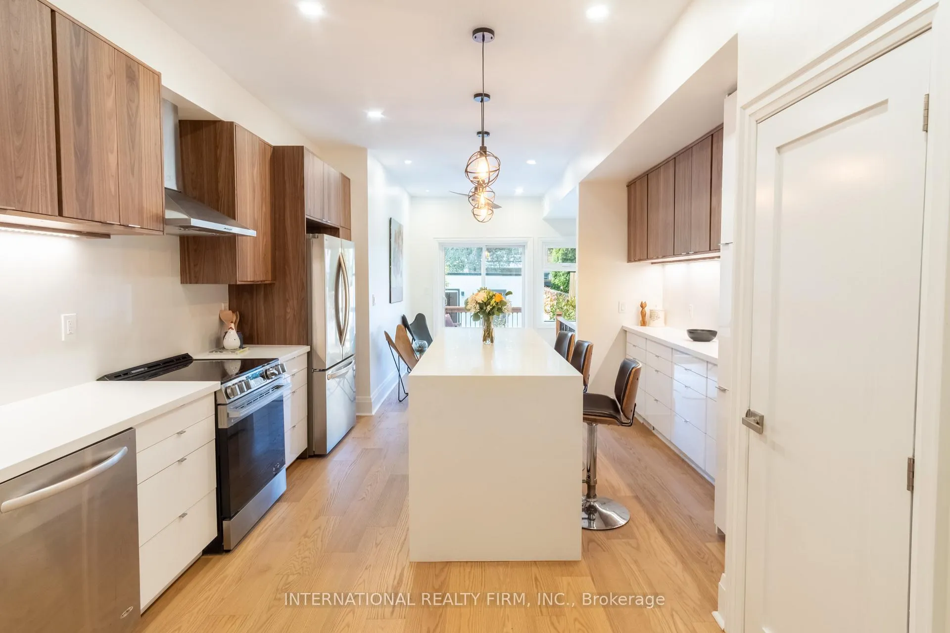 Photo 9 of 46 Morse Street, Toronto, South Riverdale — HOMEH