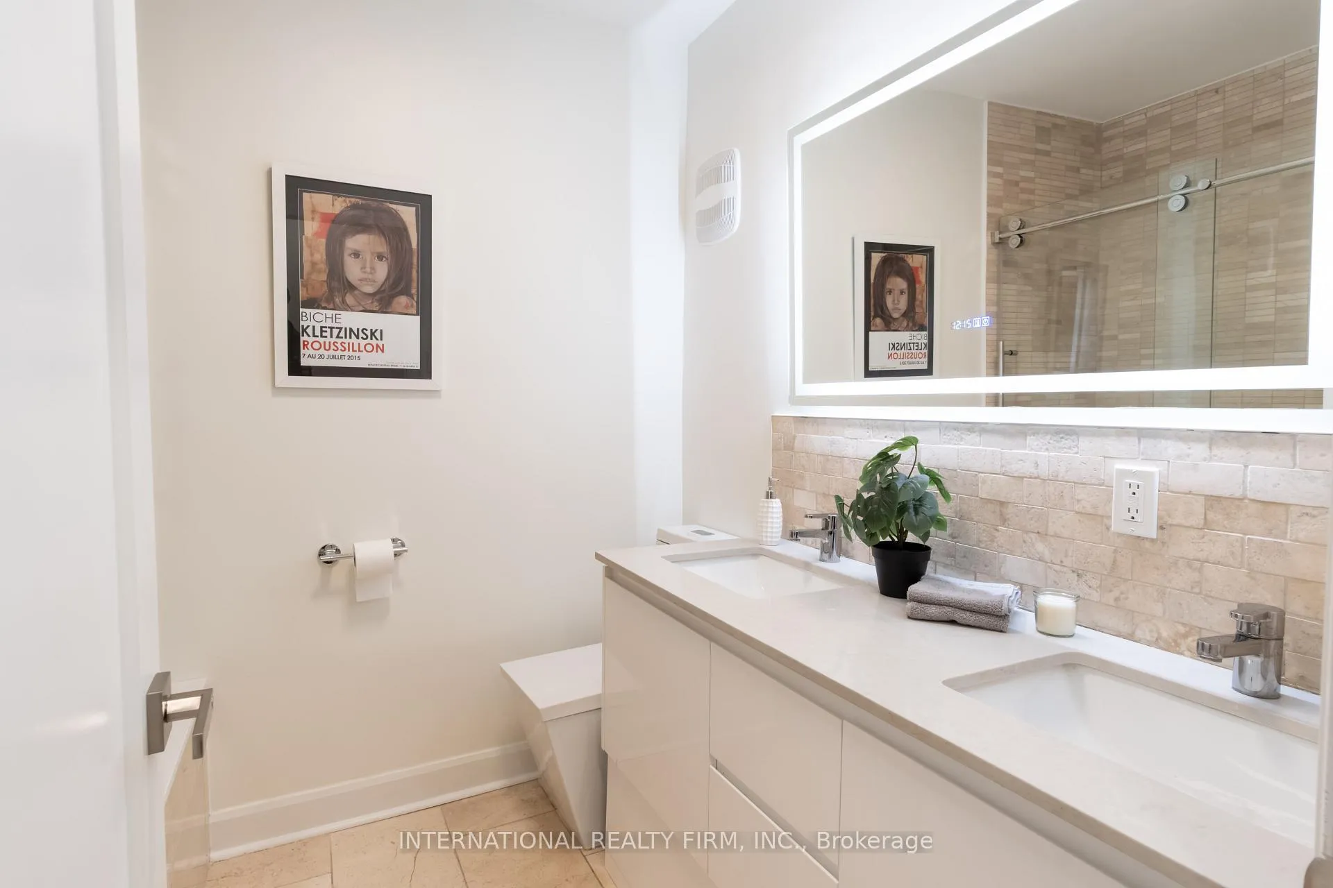 Photo 24 of 46 Morse Street, Toronto, South Riverdale — HOMEH