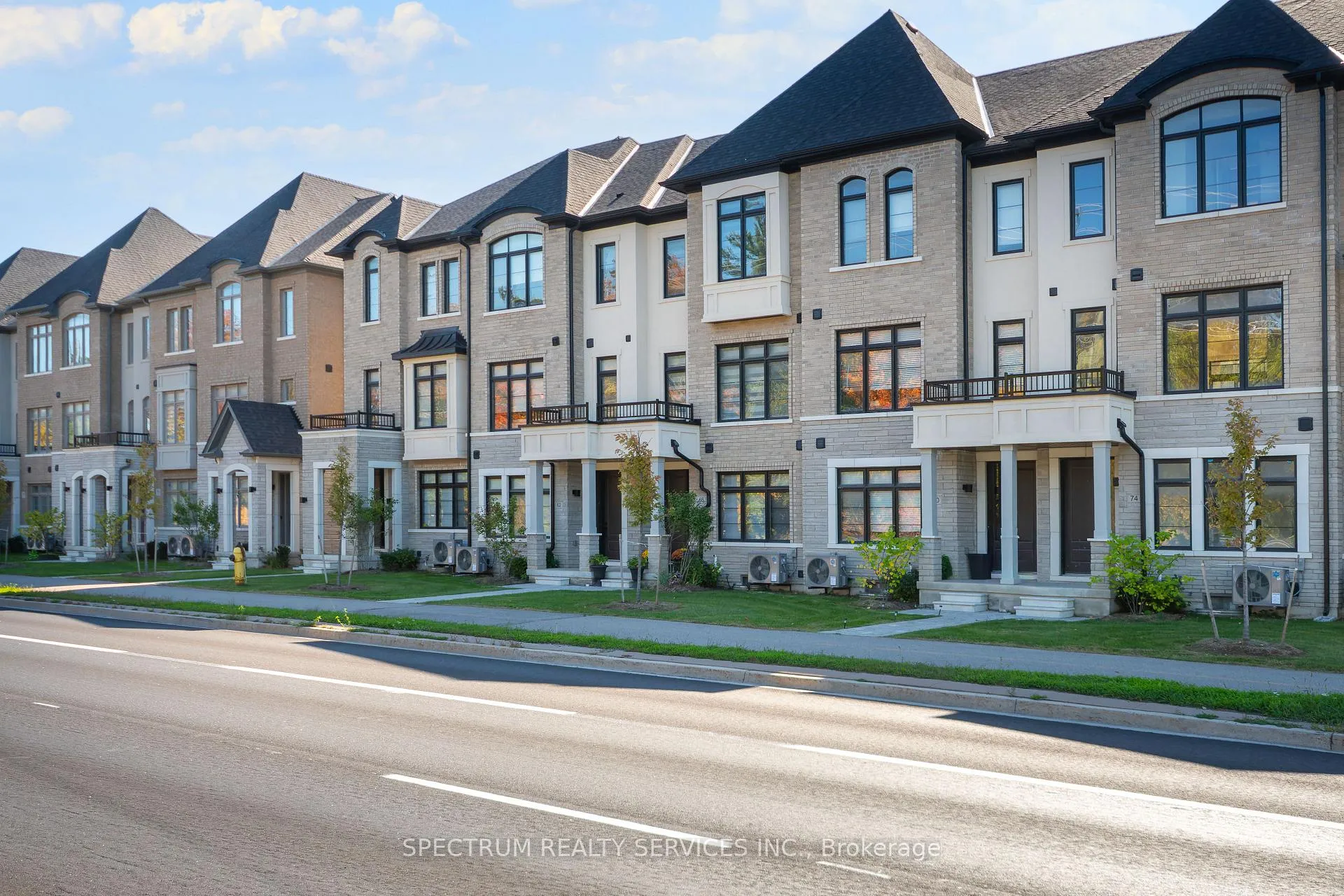 Photo 6 of 74 De La Roche Drive, Vaughan, Vellore Village — HOMEH