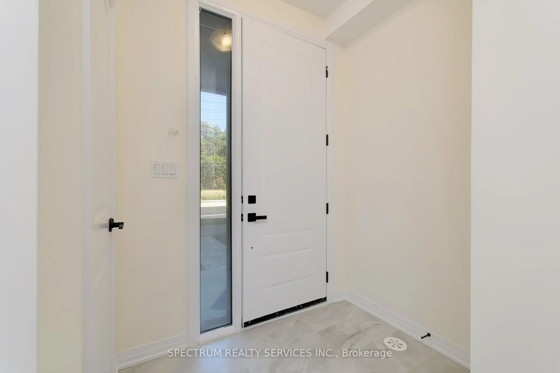 Photo 7 of 74 De La Roche Drive, Vaughan, Vellore Village — HOMEH