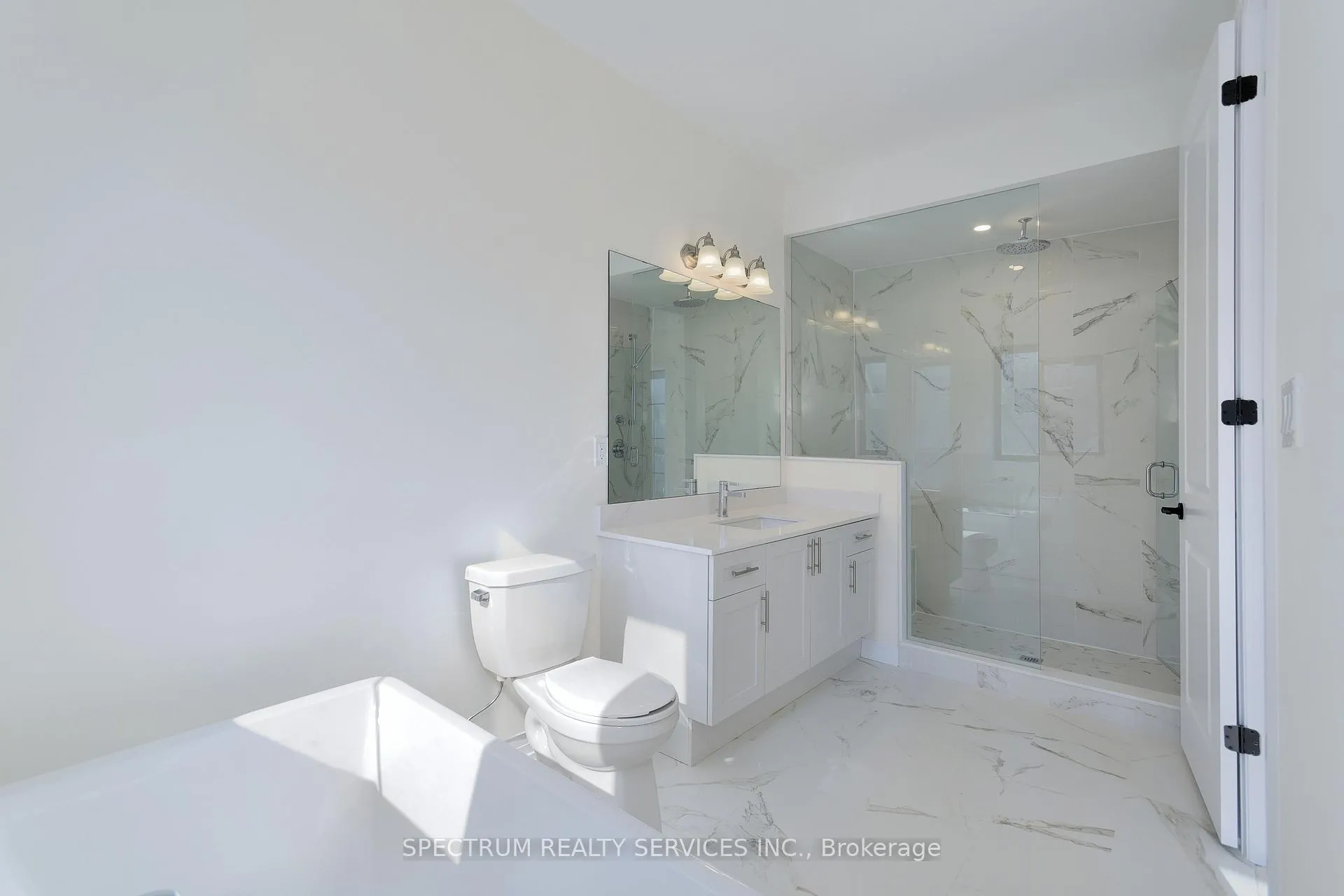 Photo 28 of 74 De La Roche Drive, Vaughan, Vellore Village — HOMEH