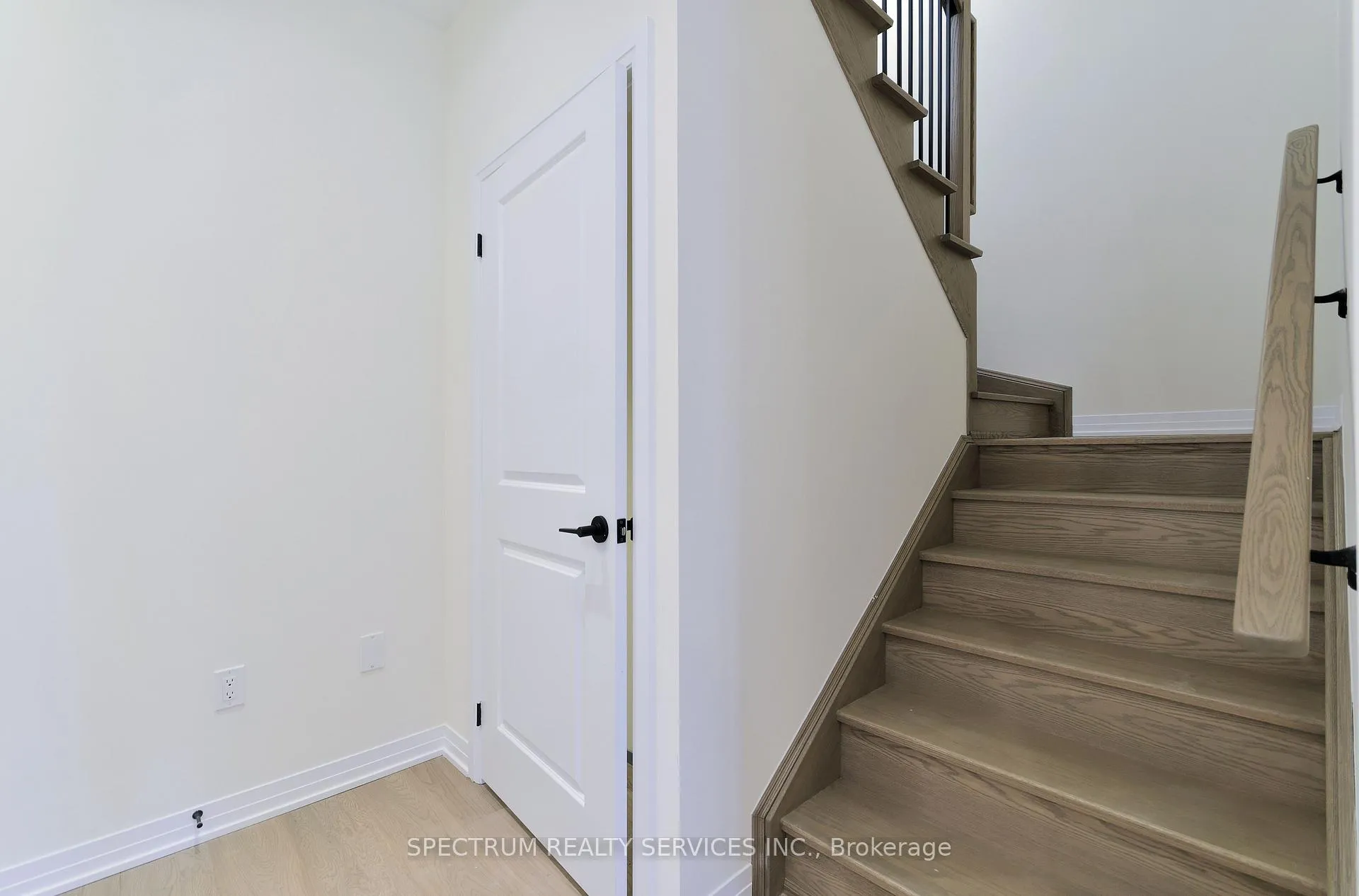 Photo 41 of 74 De La Roche Drive, Vaughan, Vellore Village — HOMEH