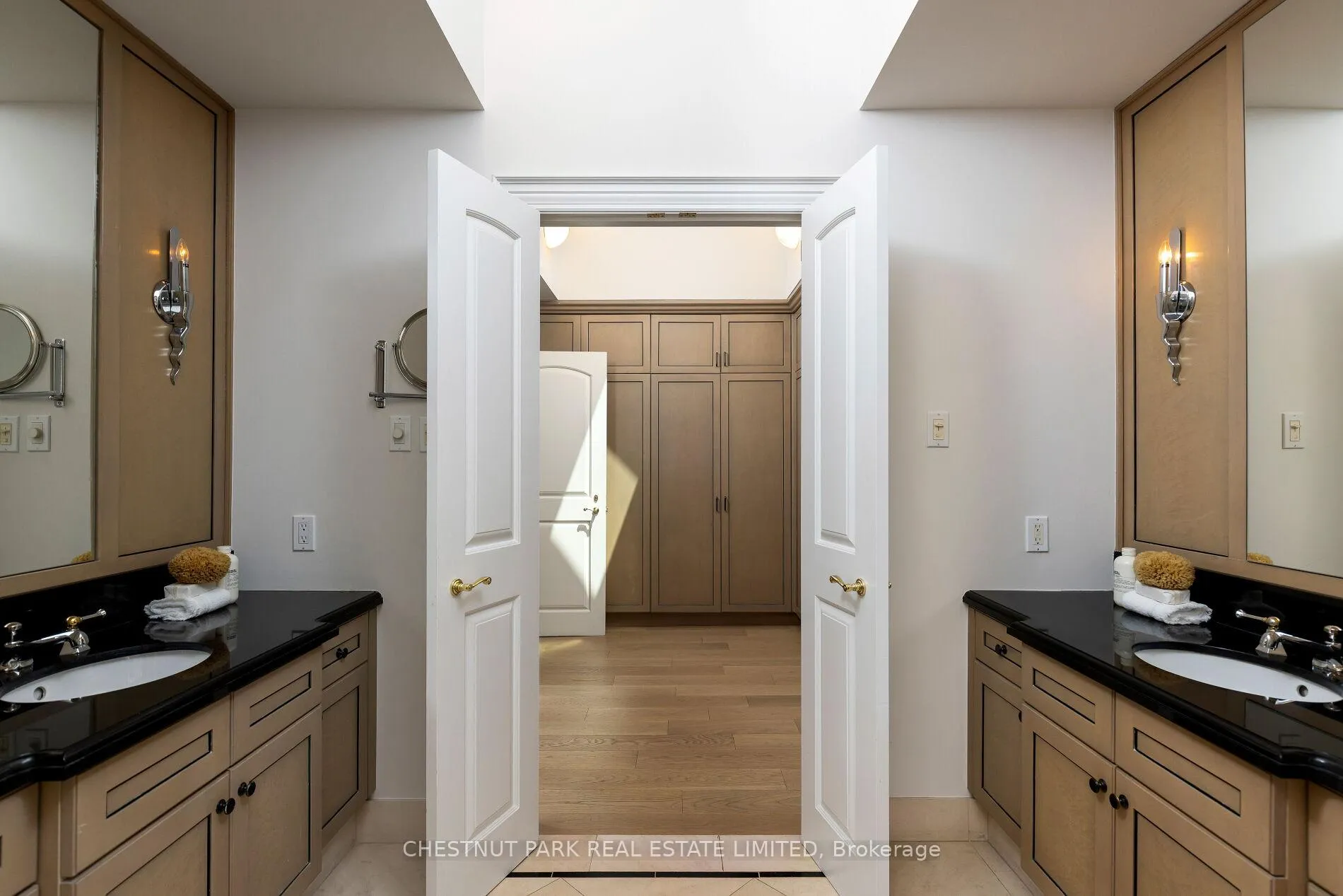 Photo 21 of 69 Otter Crescent, Toronto, Bedford Park-Nortown — HOMEH
