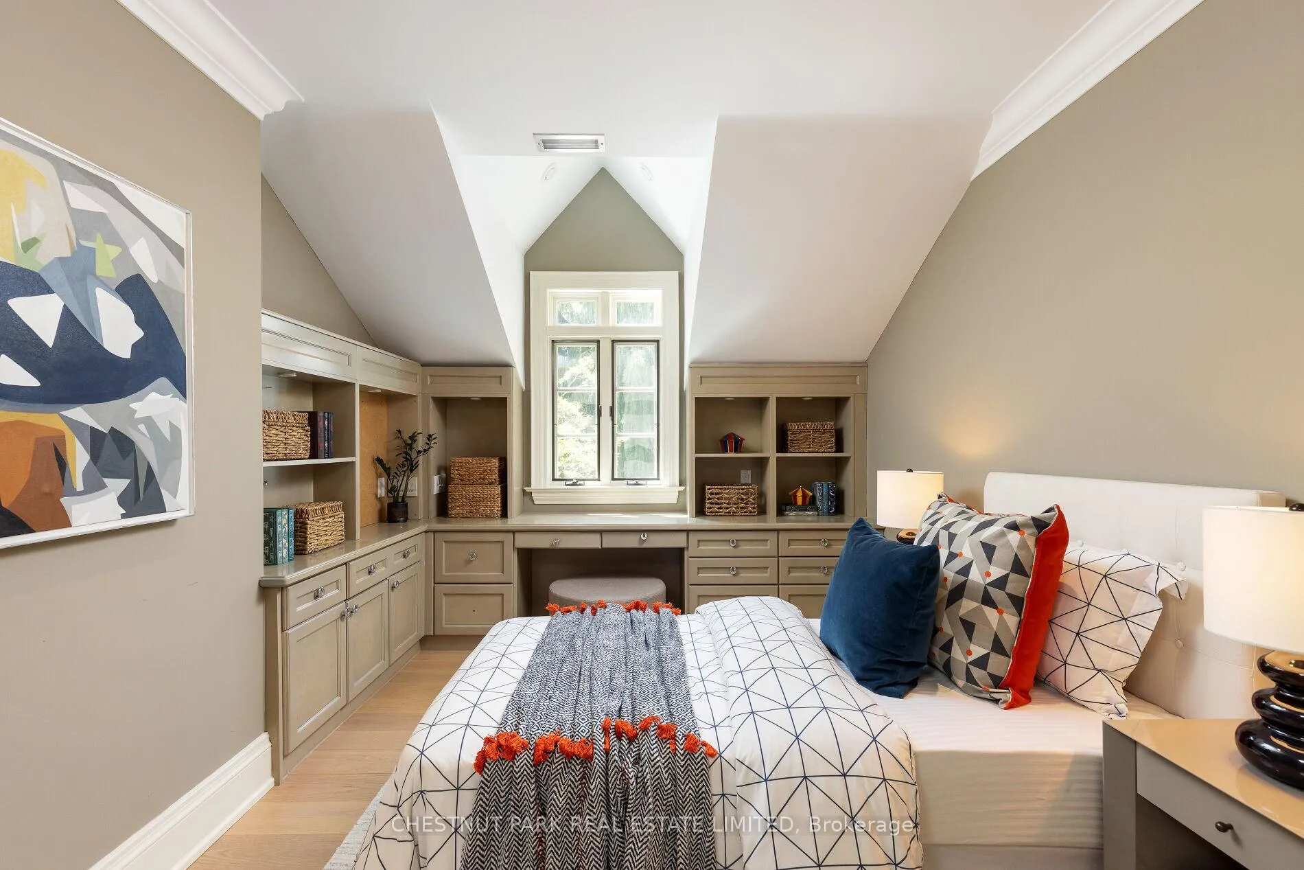 Photo 26 of 69 Otter Crescent, Toronto, Bedford Park-Nortown — HOMEH