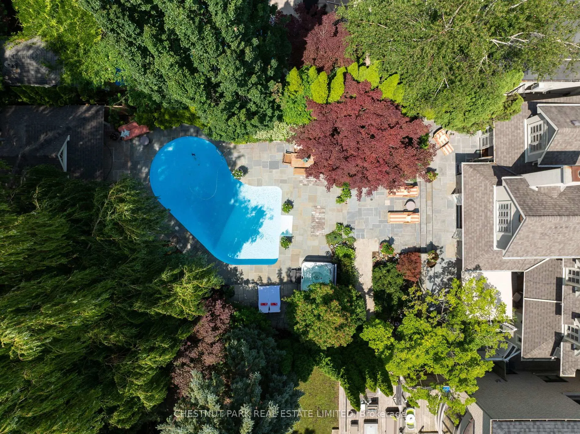 Photo 39 of 69 Otter Crescent, Toronto, Bedford Park-Nortown — HOMEH