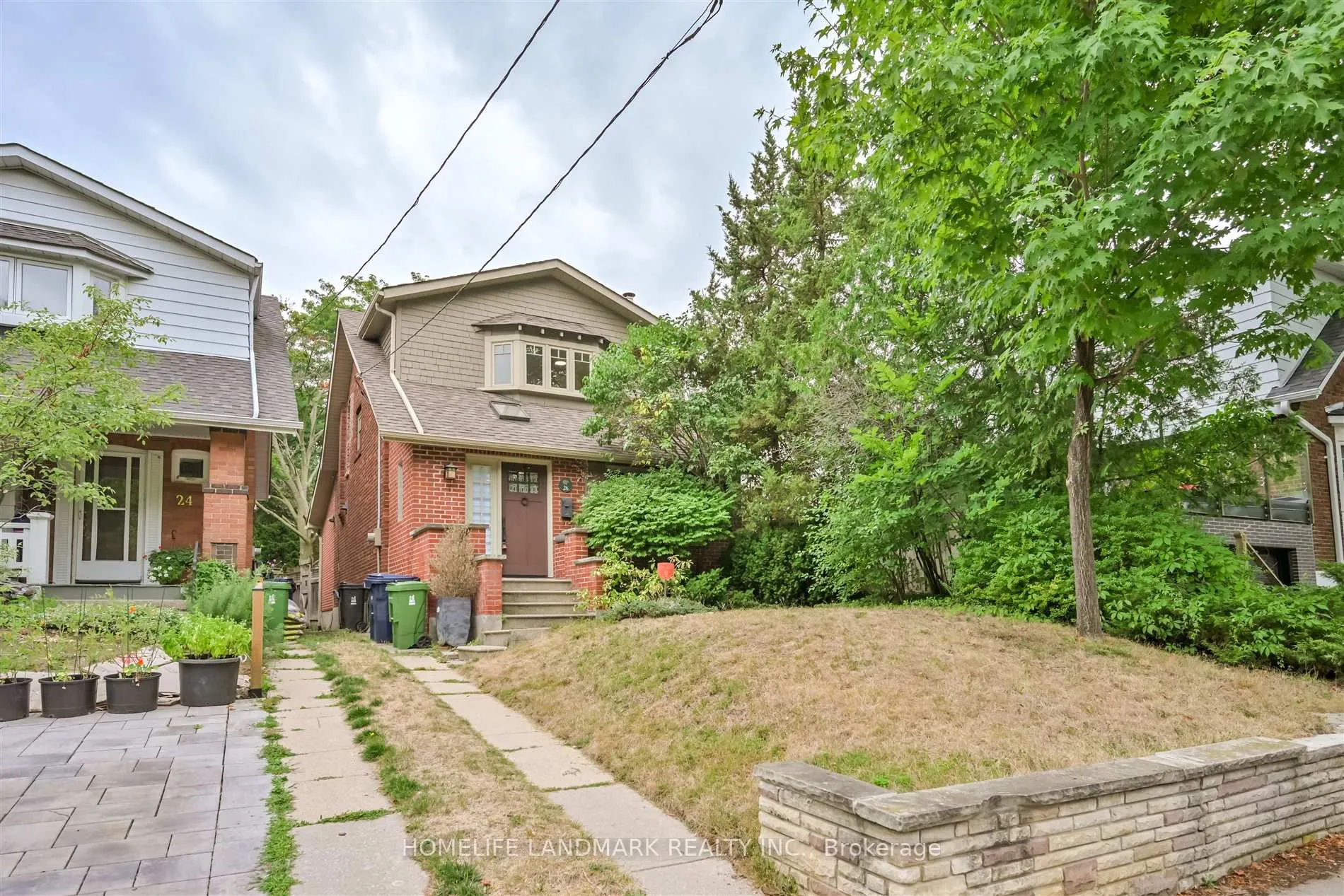 Photo 2 of 26 Birdsall Avenue, Toronto, Yonge-Eglinton — HOMEH