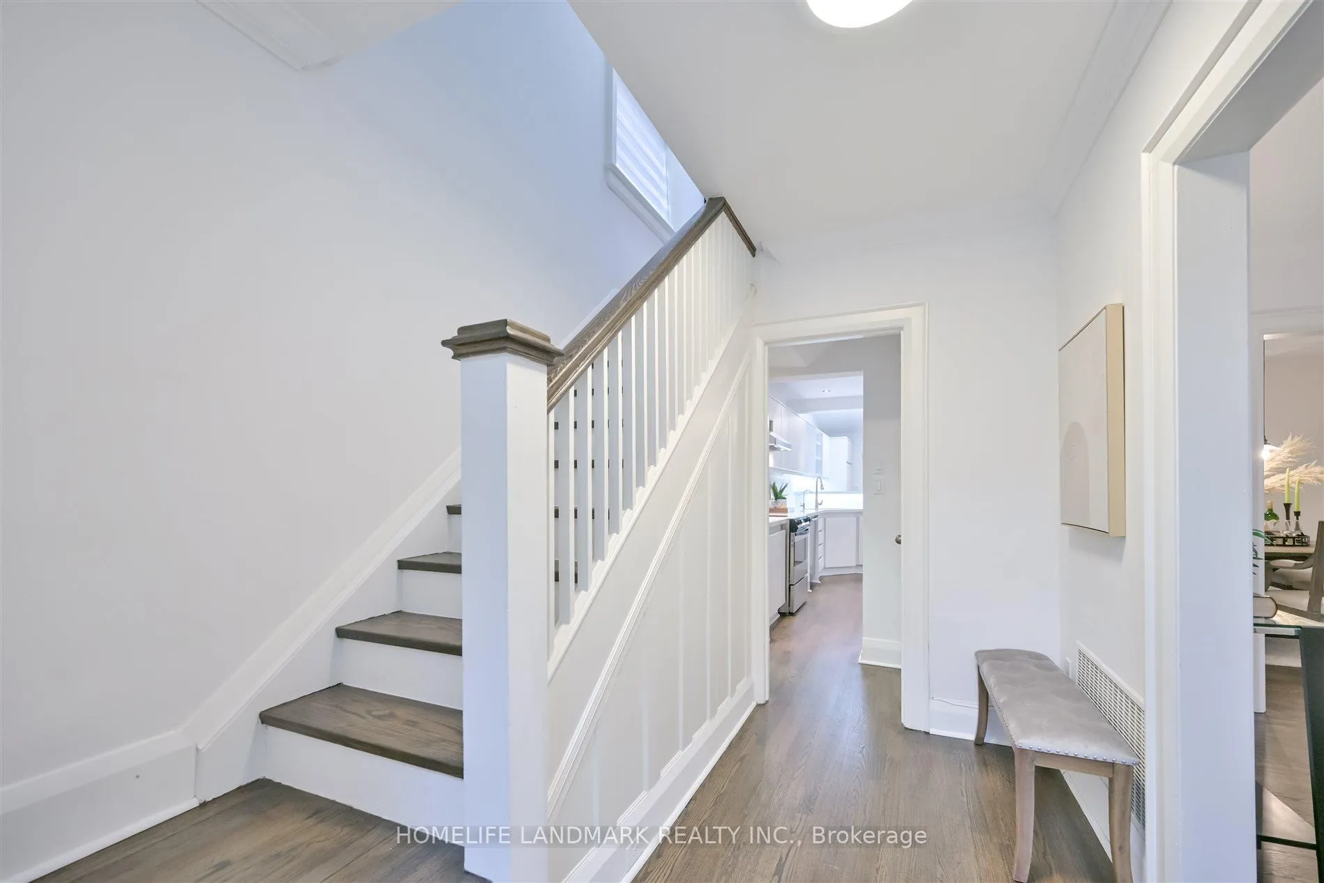 Photo 4 of 26 Birdsall Avenue, Toronto, Yonge-Eglinton — HOMEH