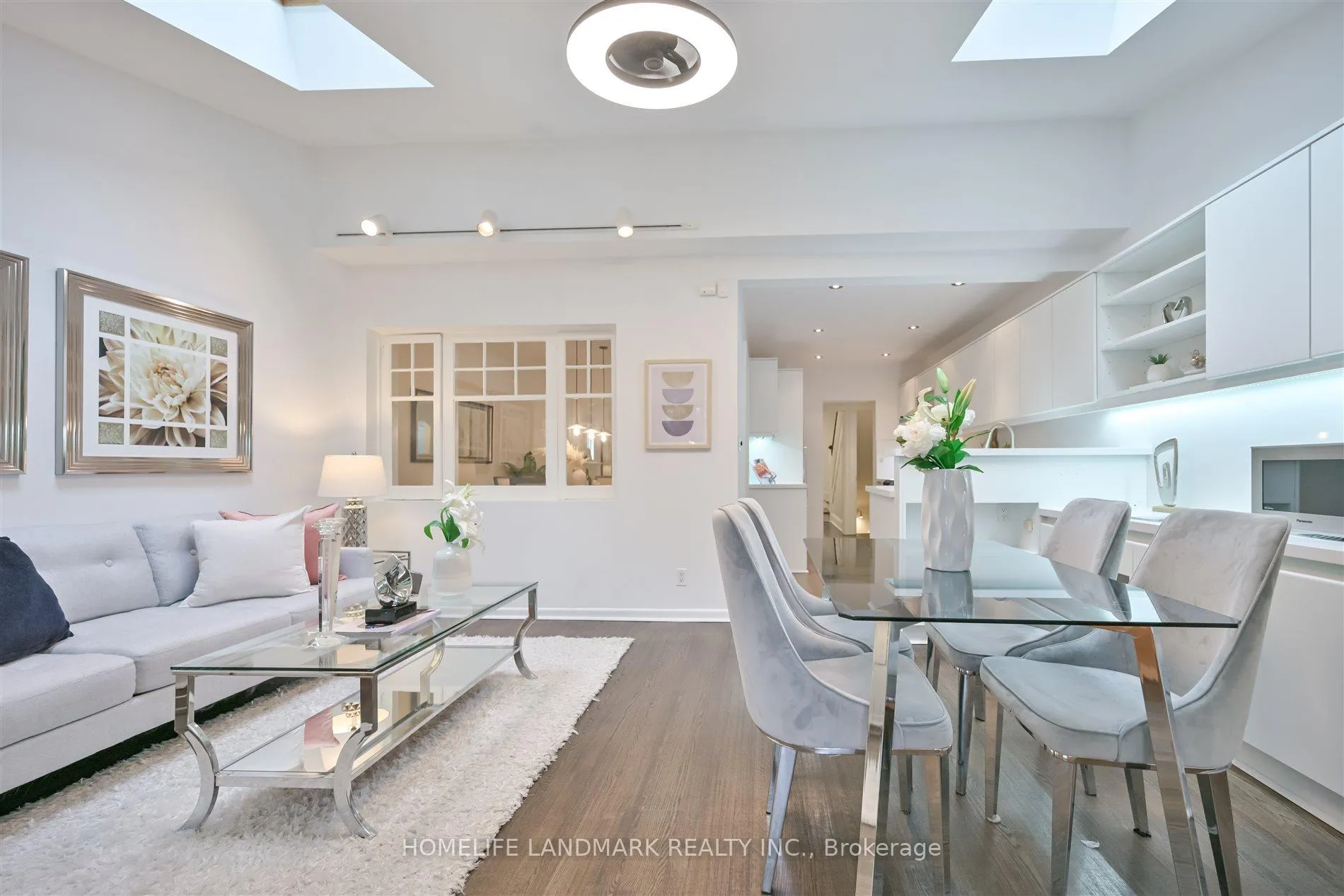Photo 21 of 26 Birdsall Avenue, Toronto, Yonge-Eglinton — HOMEH