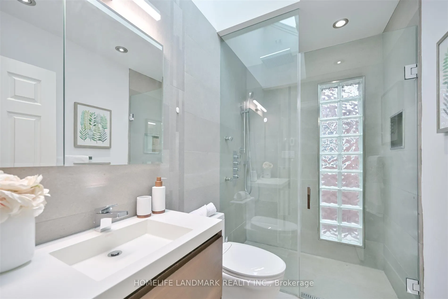 Photo 30 of 26 Birdsall Avenue, Toronto, Yonge-Eglinton — HOMEH