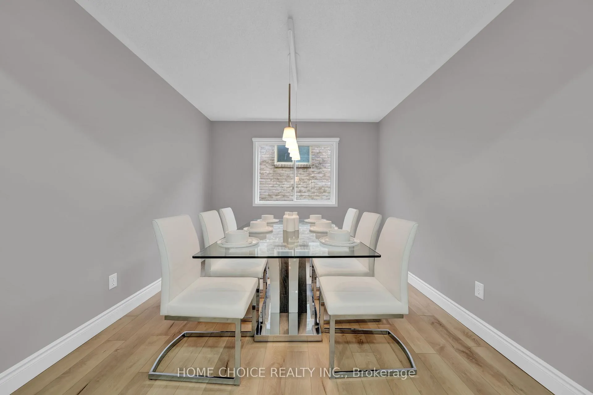 Photo 20 of 106 Brighton Road N, Barrie, Grove East — HOMEH