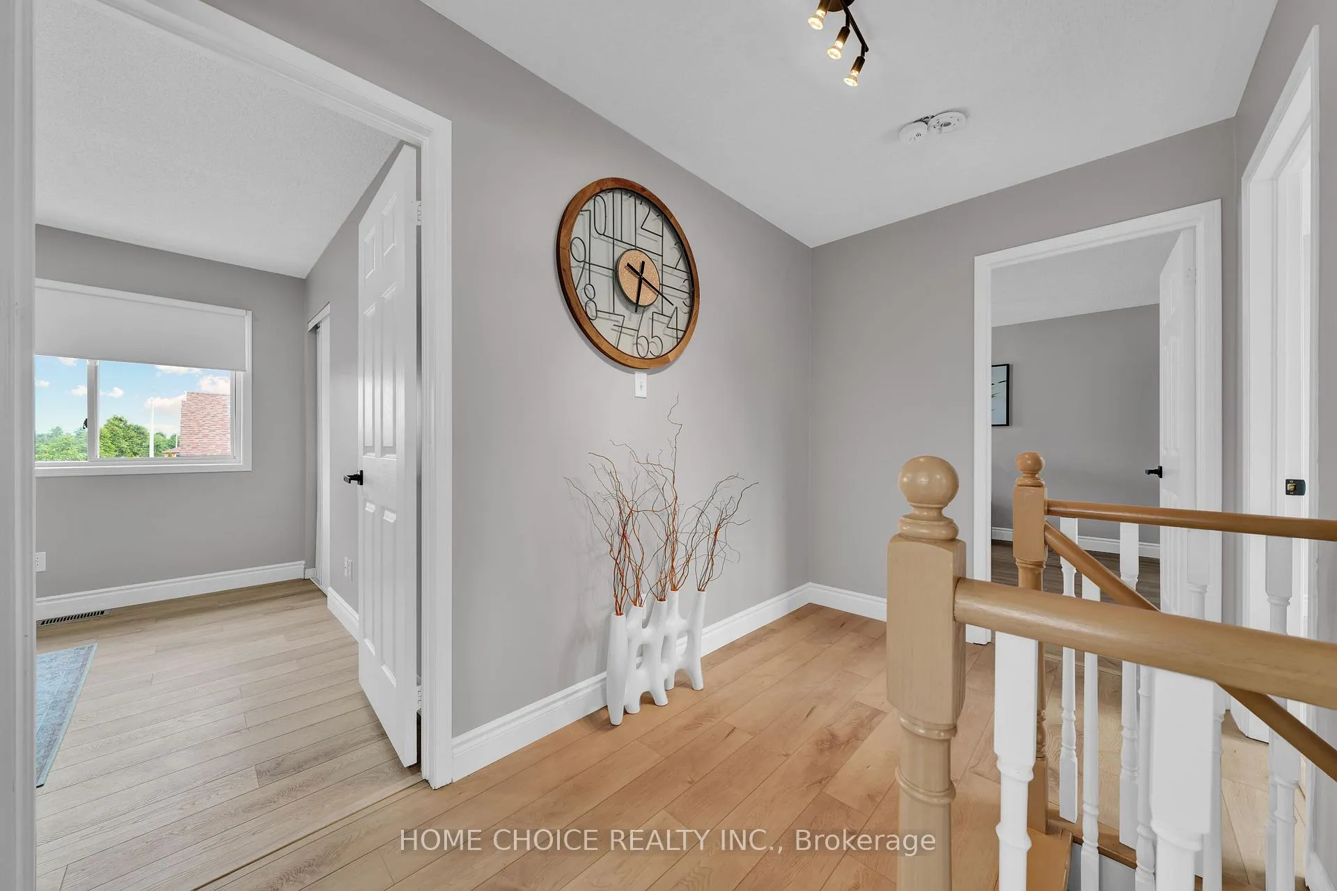 Photo 29 of 106 Brighton Road N, Barrie, Grove East — HOMEH