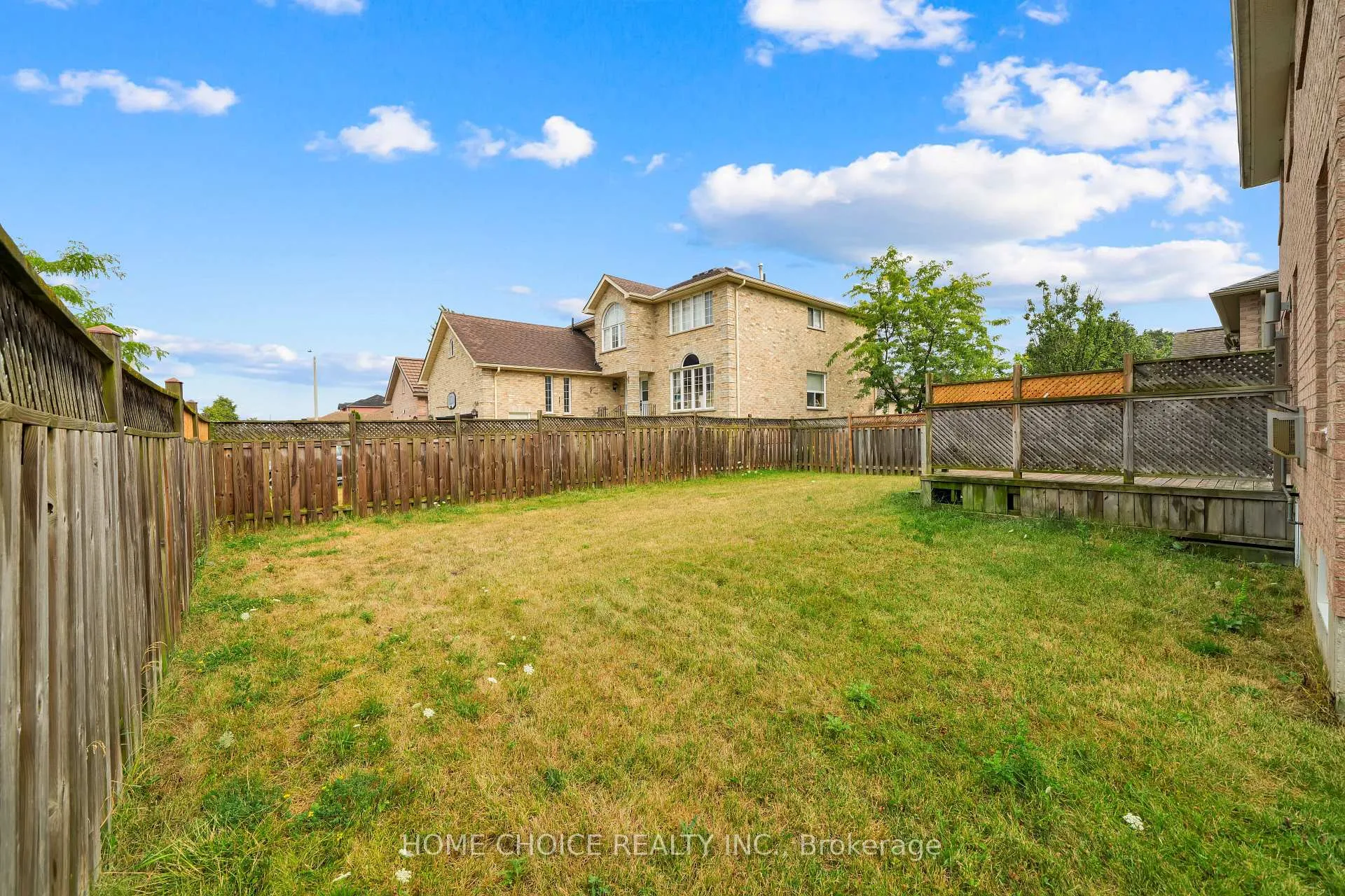 Photo 42 of 106 Brighton Road N, Barrie, Grove East — HOMEH