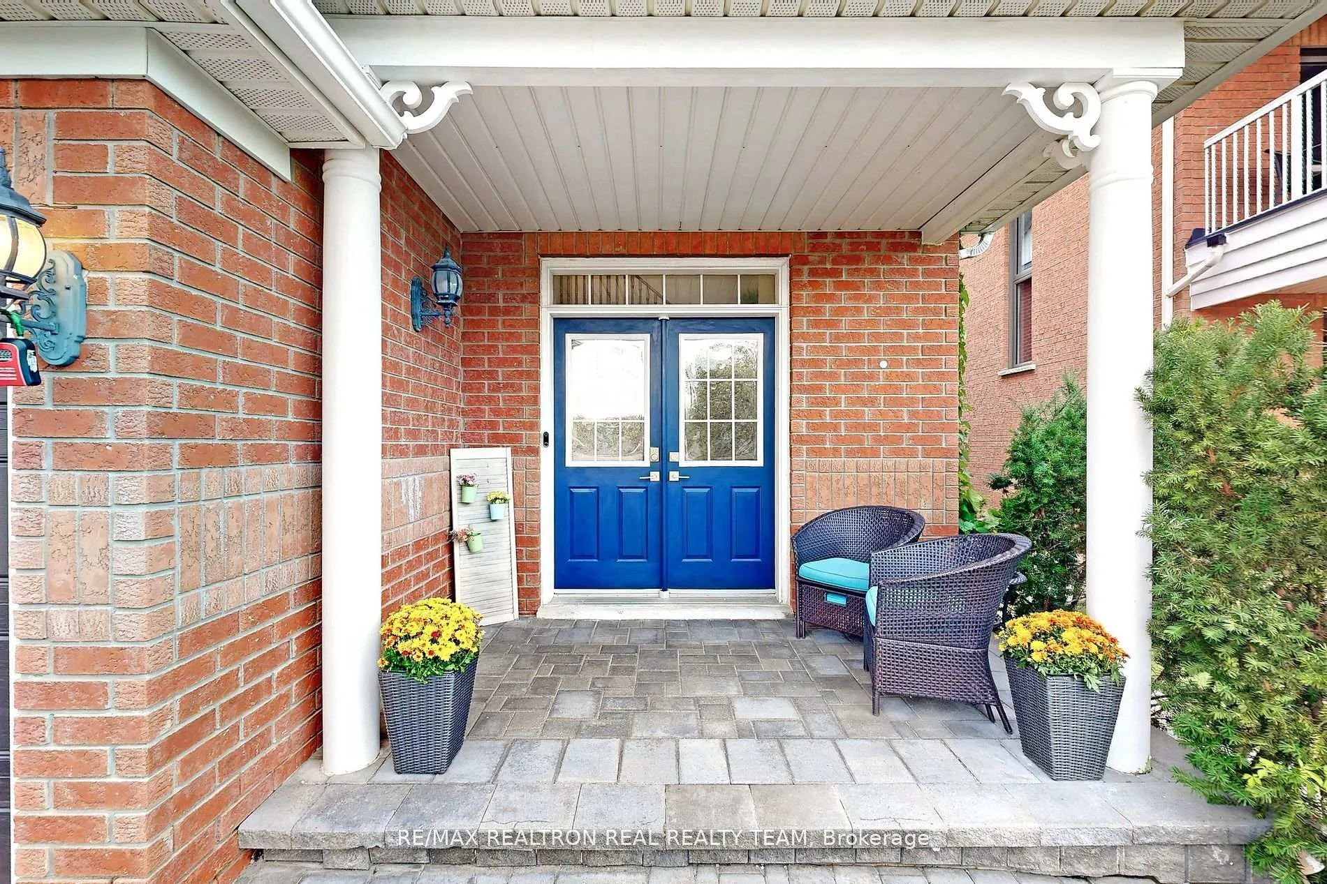 Photo 2 of 89 Cachet Boulevard, Whitby, Brooklin — HOMEH
