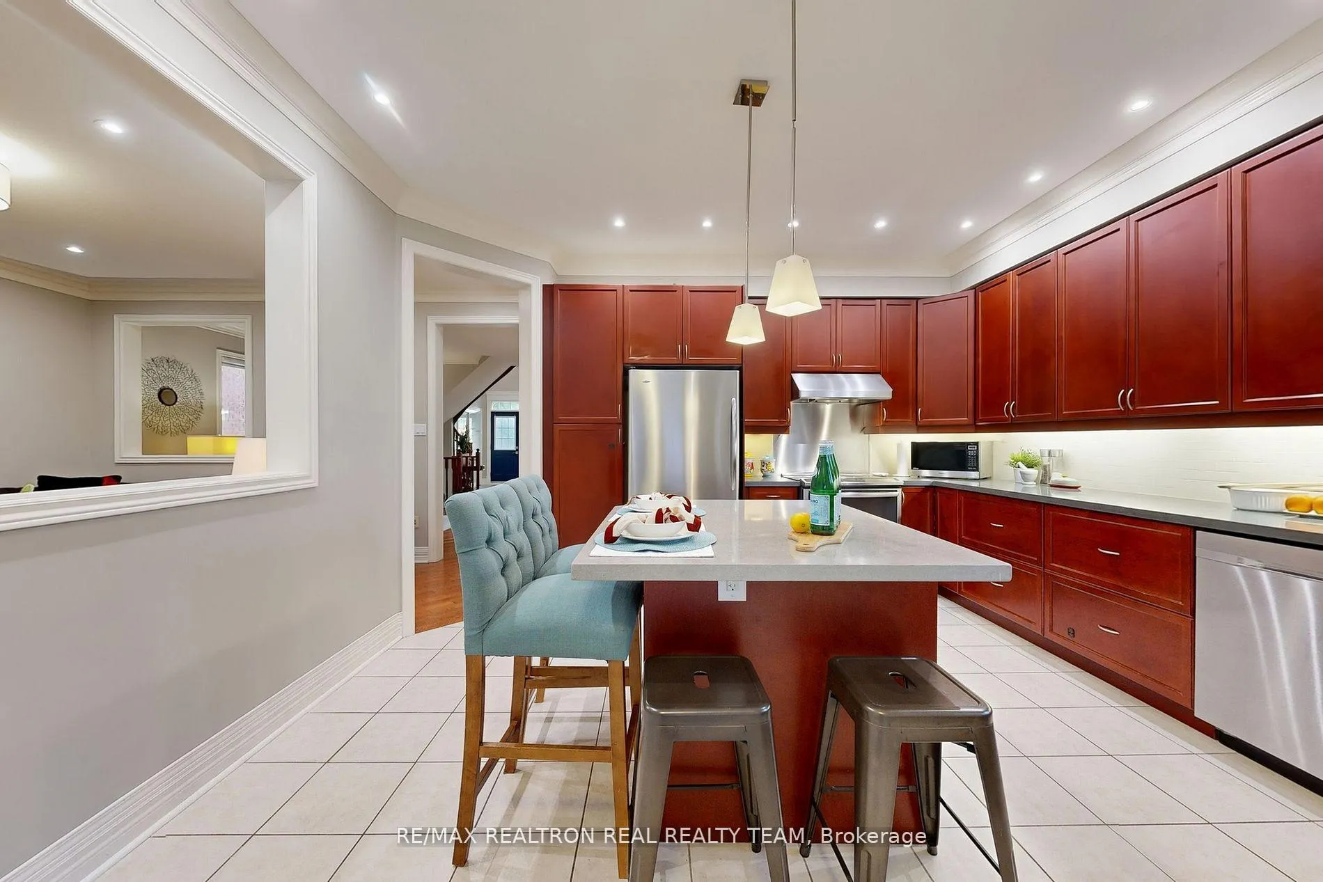 Photo 12 of 89 Cachet Boulevard, Whitby, Brooklin — HOMEH