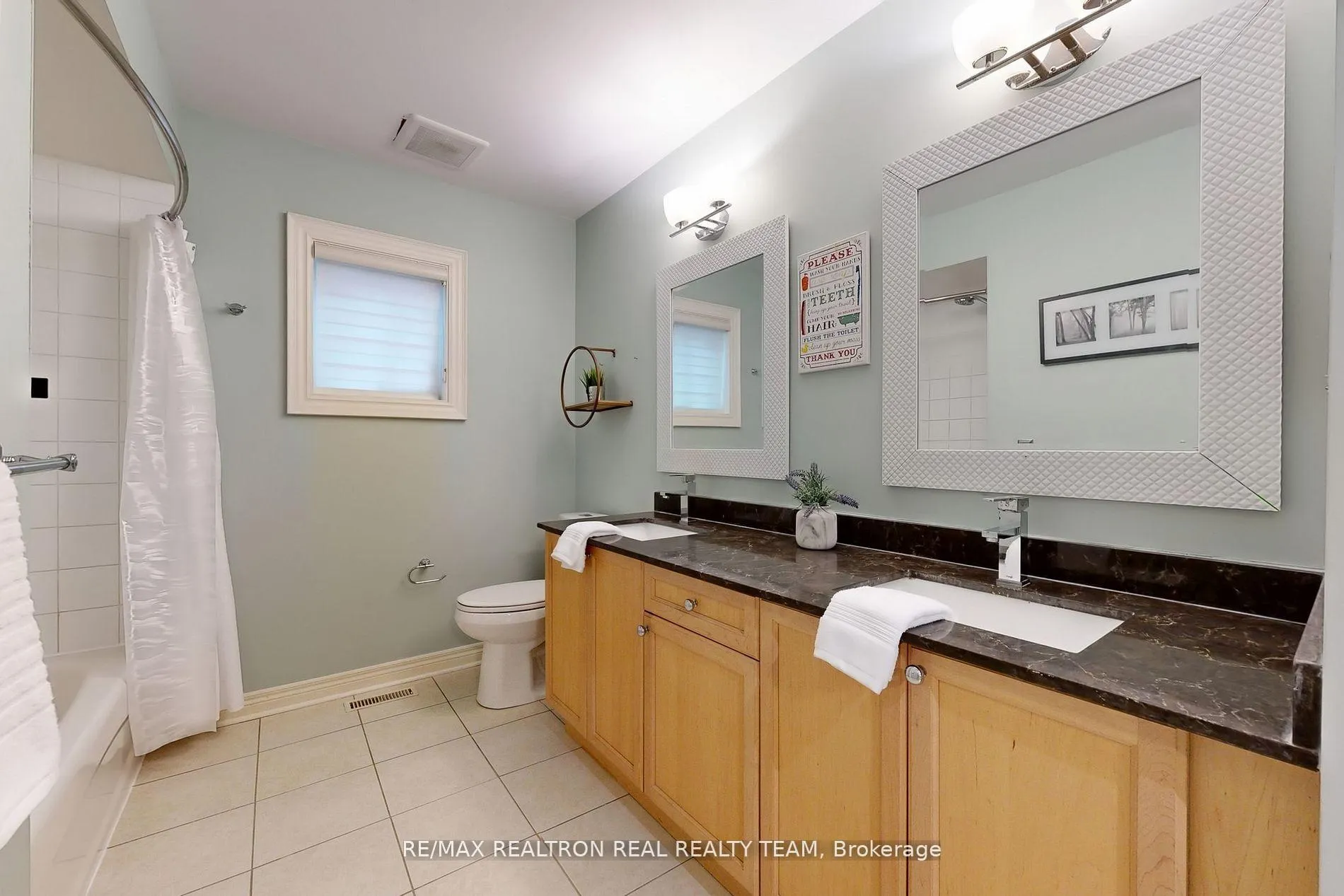 Photo 32 of 89 Cachet Boulevard, Whitby, Brooklin — HOMEH