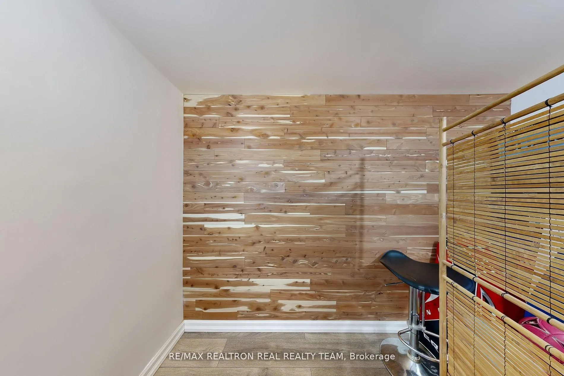 Photo 42 of 89 Cachet Boulevard, Whitby, Brooklin — HOMEH