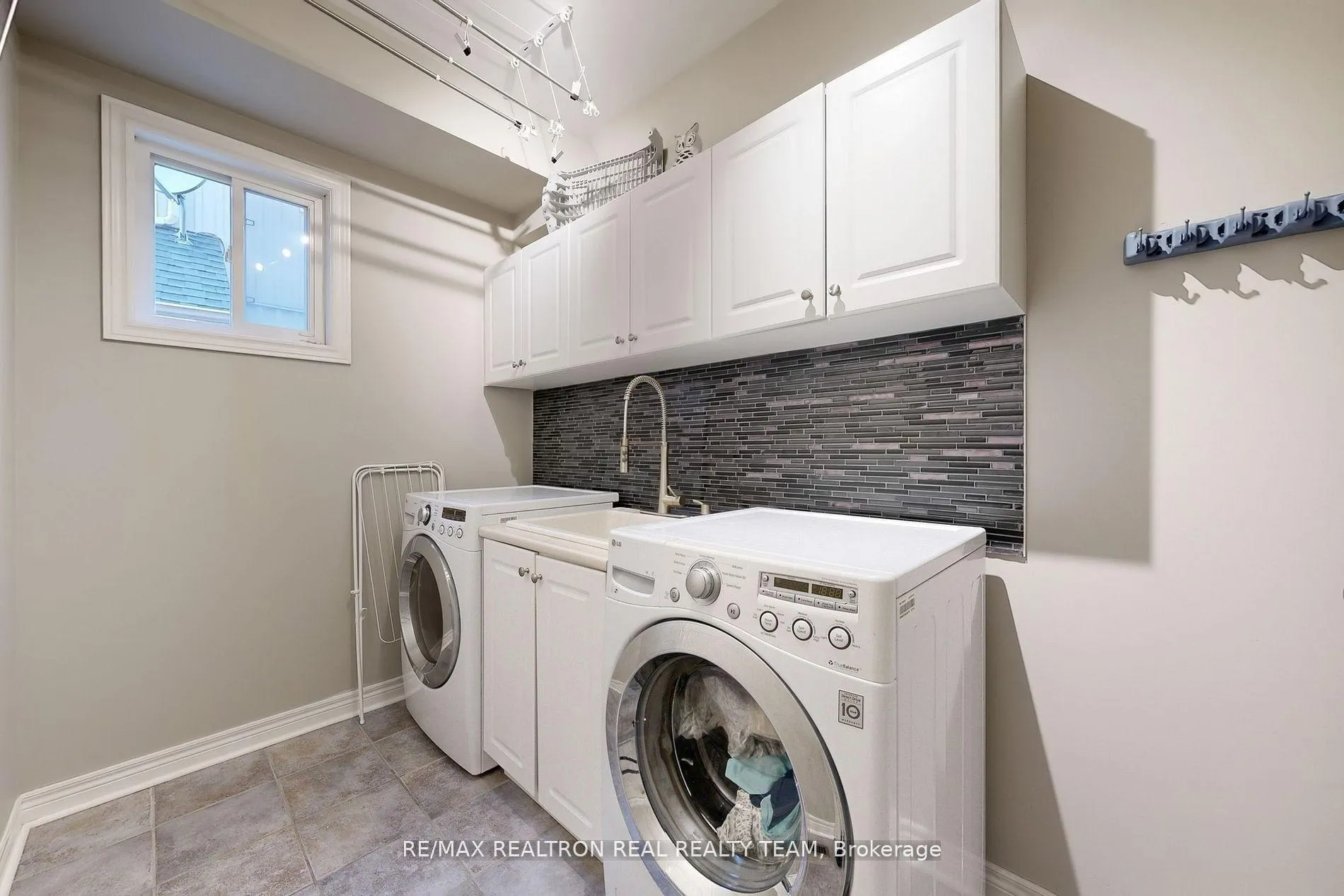 Photo 46 of 89 Cachet Boulevard, Whitby, Brooklin — HOMEH