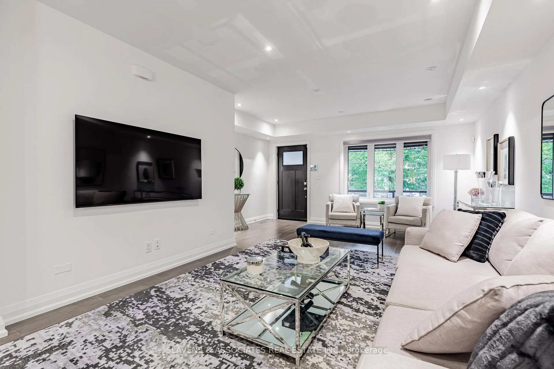 Photo 6 of 111 Cedric Avenue, Toronto, Oakwood Village — HOMEH