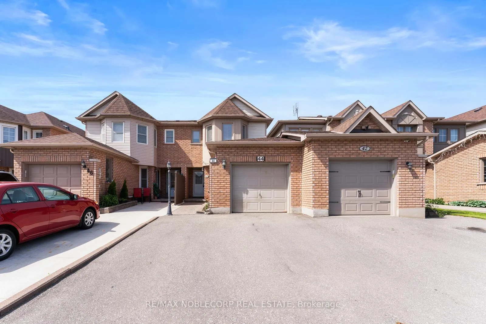 Photo 5 of 44 Hanton Crescent, Caledon, Bolton East — HOMEH