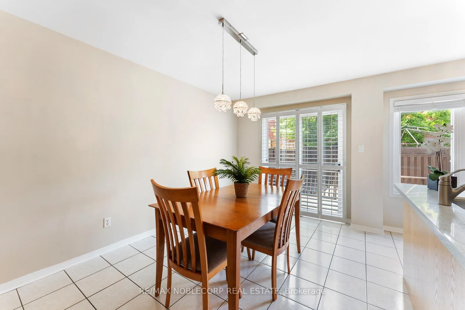 Photo 16 of 44 Hanton Crescent, Caledon, Bolton East — HOMEH