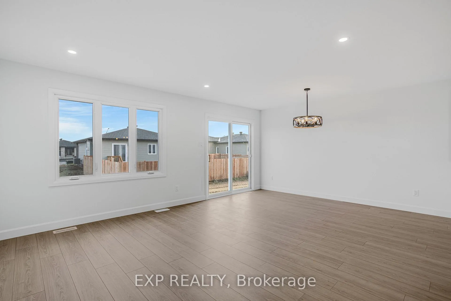 Photo 16 of 114 Lorie Street, The Nation, Limoges — HOMEH
