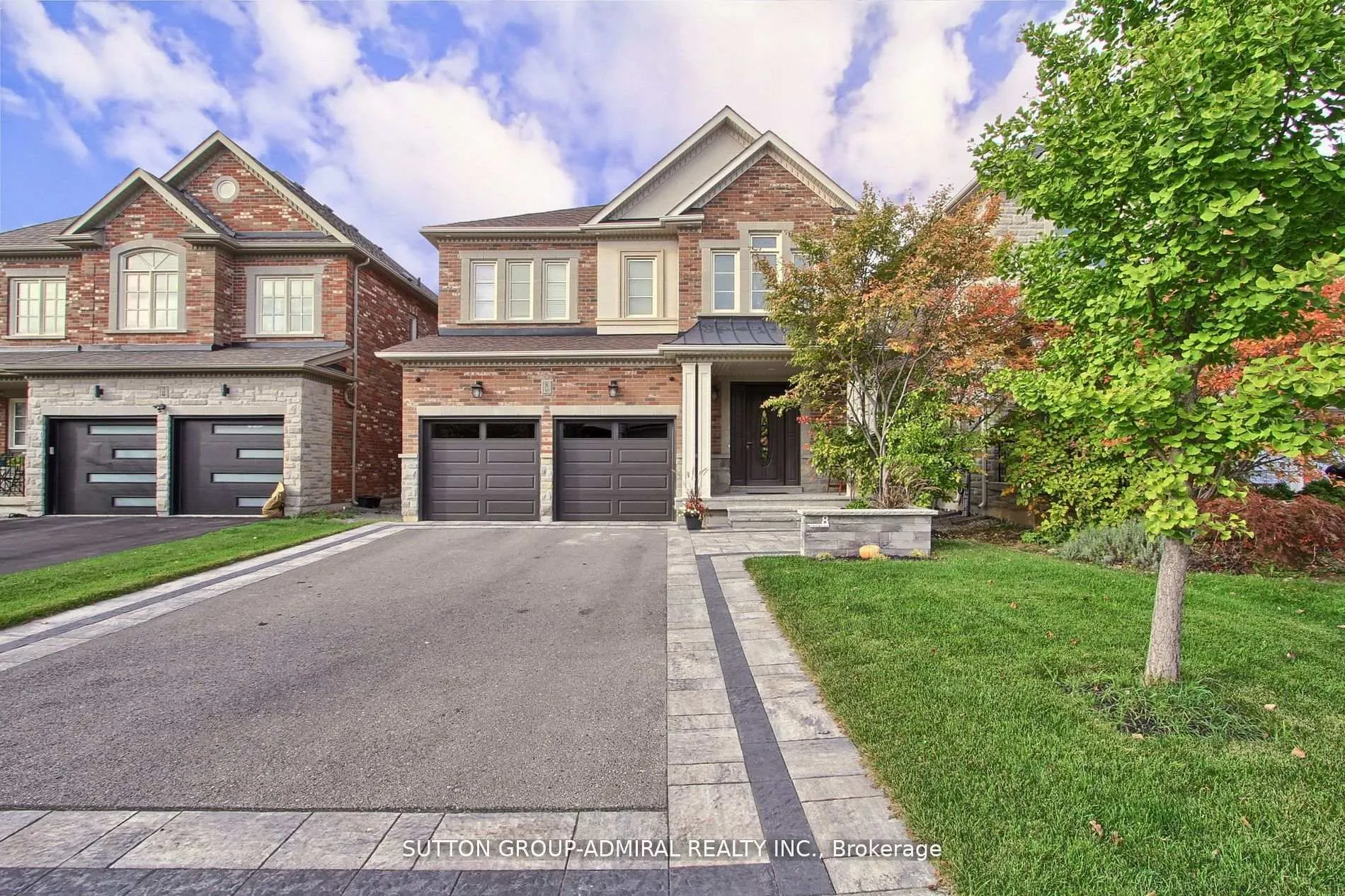 Photo 3 of 8 Aegis Drive, Vaughan, Patterson — HOMEH