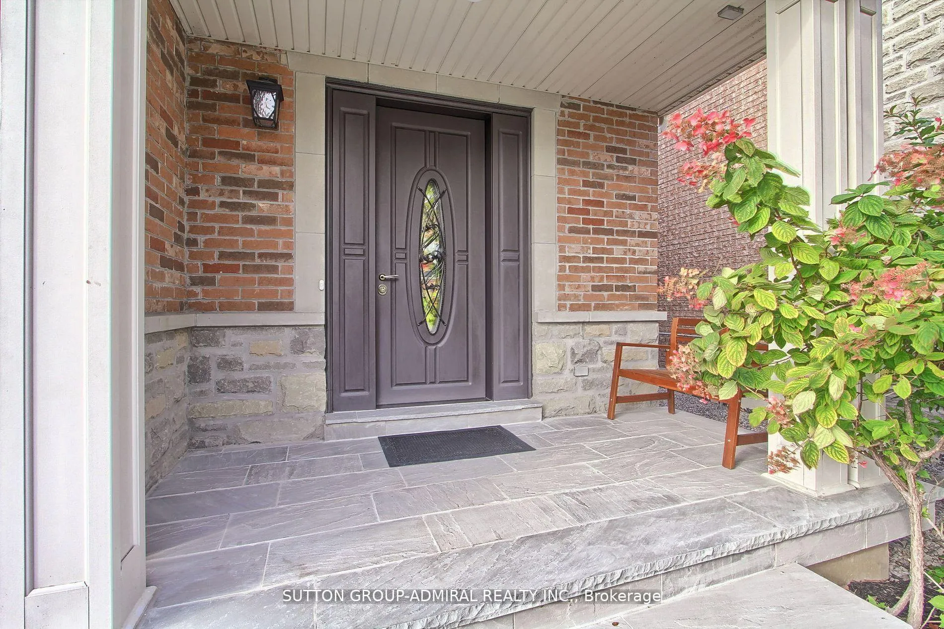 Photo 4 of 8 Aegis Drive, Vaughan, Patterson — HOMEH