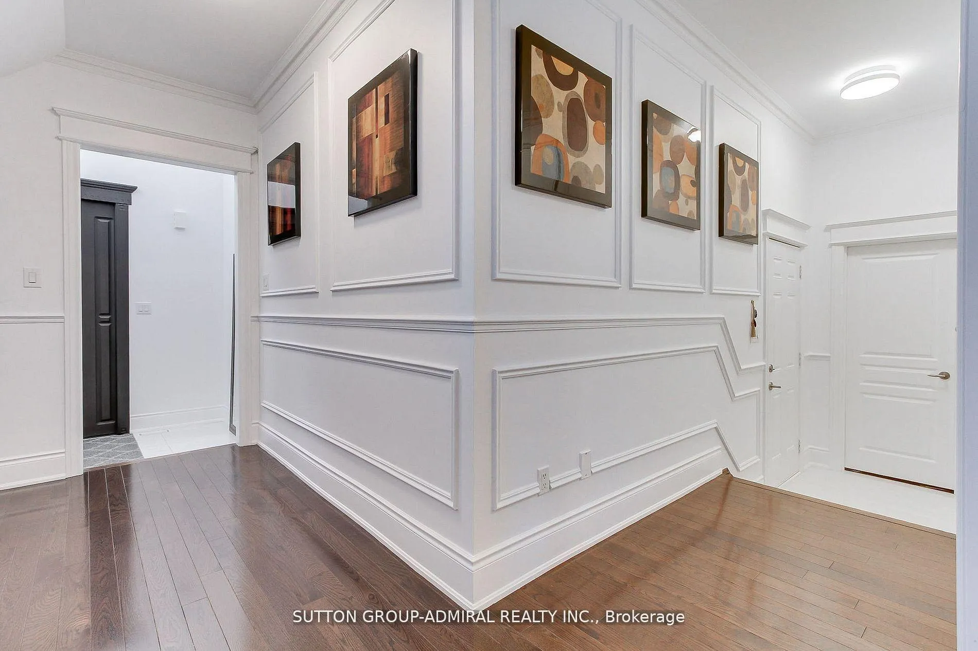 Photo 9 of 8 Aegis Drive, Vaughan, Patterson — HOMEH