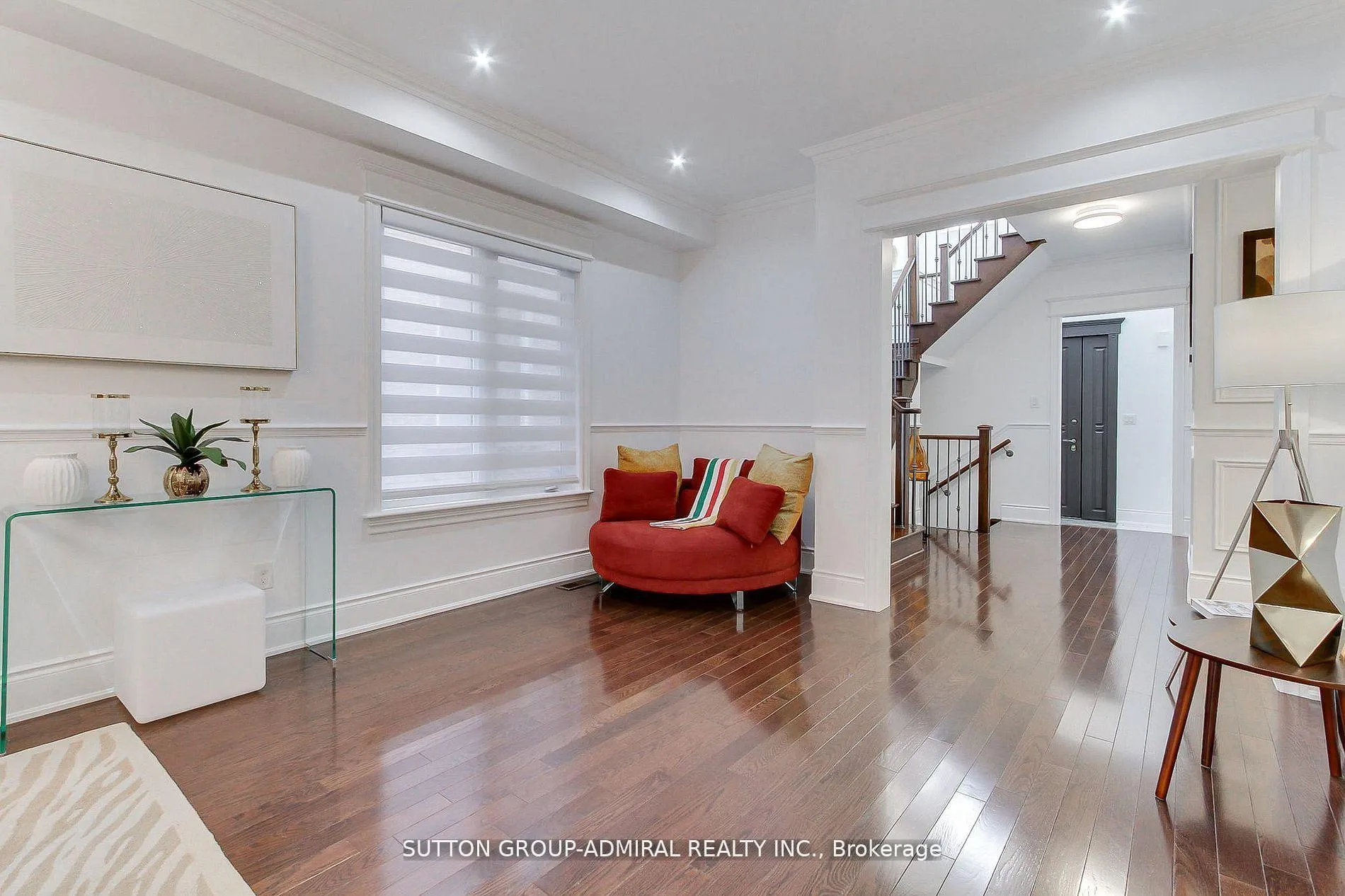 Photo 13 of 8 Aegis Drive, Vaughan, Patterson — HOMEH