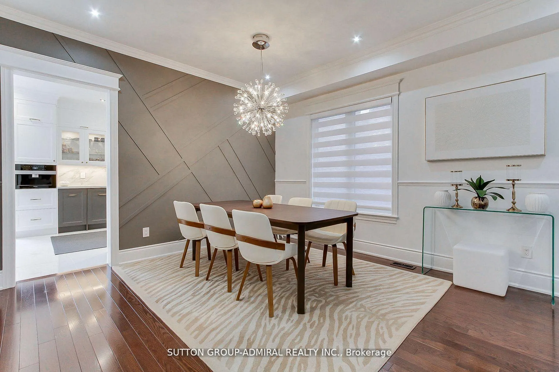 Photo 14 of 8 Aegis Drive, Vaughan, Patterson — HOMEH