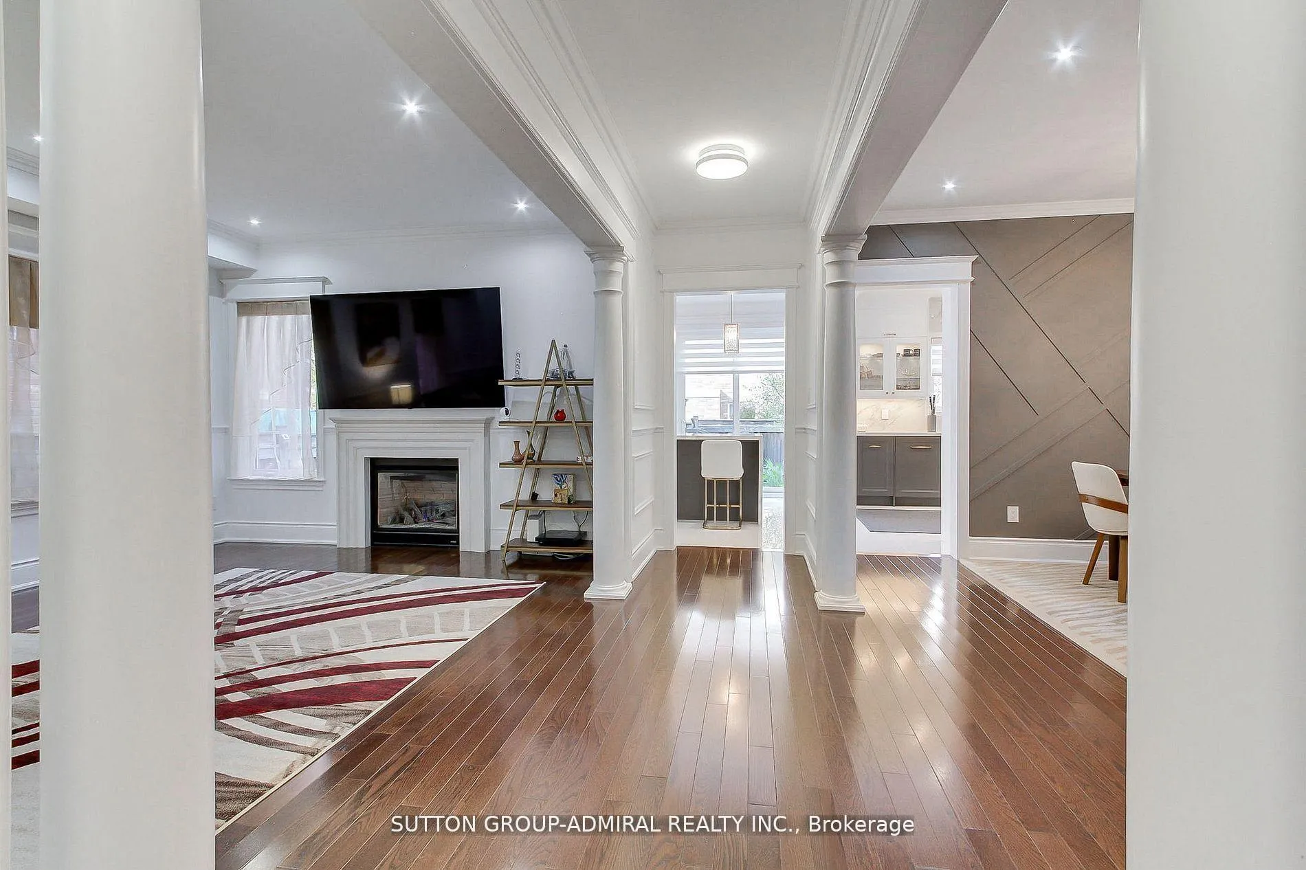 Photo 25 of 8 Aegis Drive, Vaughan, Patterson — HOMEH