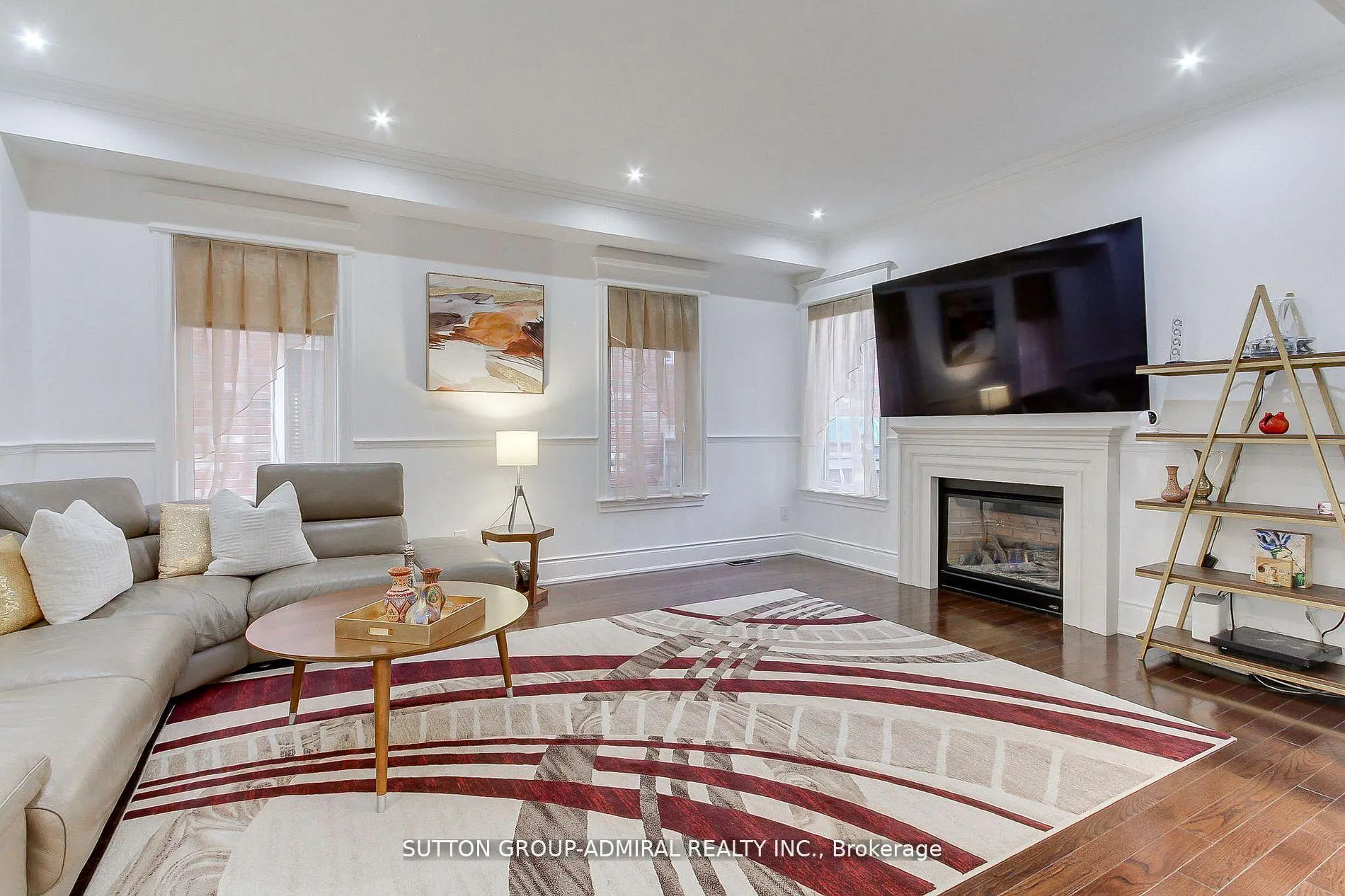 Photo 26 of 8 Aegis Drive, Vaughan, Patterson — HOMEH