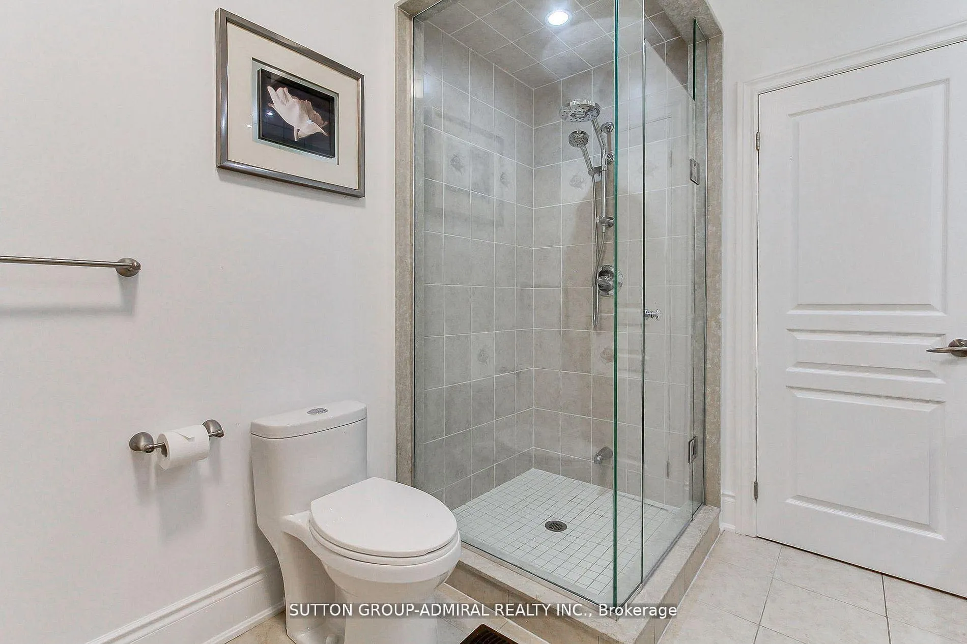 Photo 35 of 8 Aegis Drive, Vaughan, Patterson — HOMEH