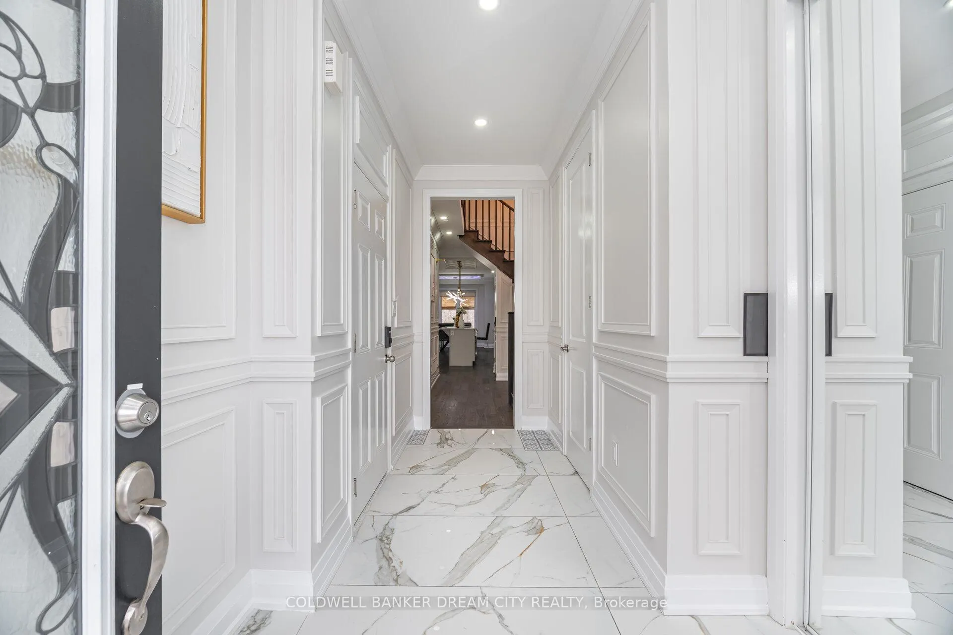 Photo 4 of 67 Eberly Woods Drive, Caledon, Rural Caledon — HOMEH